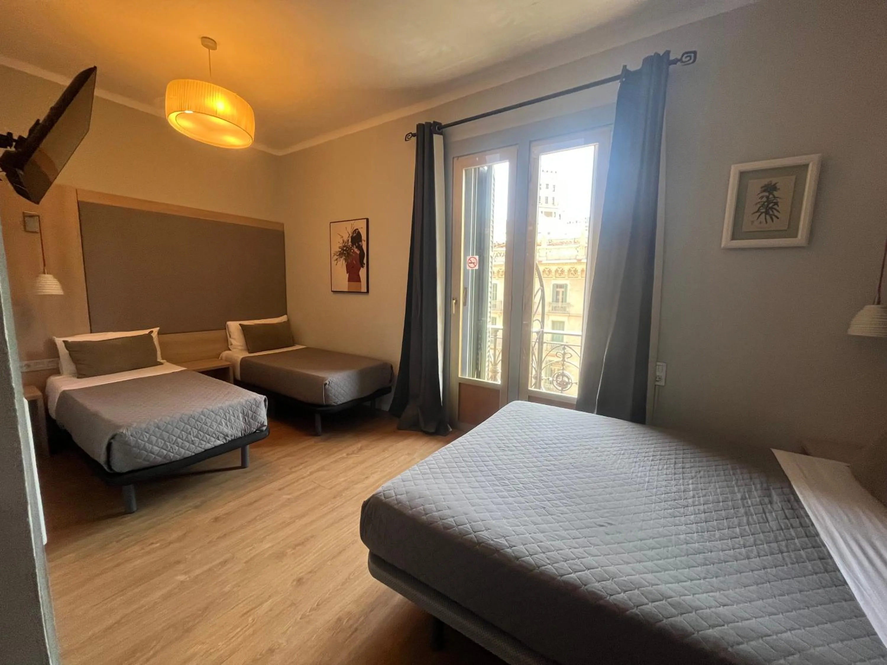 Bed in Hotel Ginebra