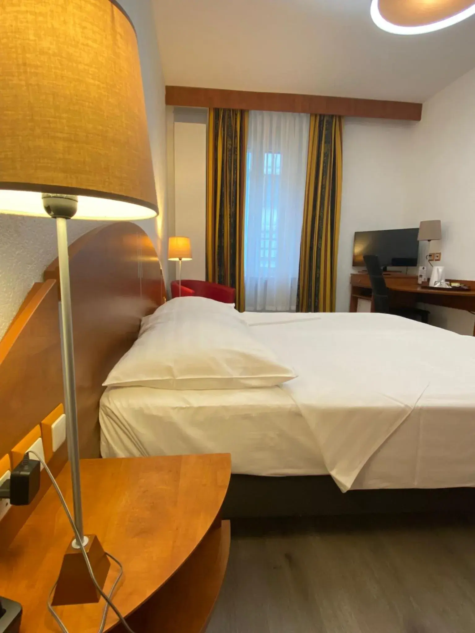 Standard Twin Room in Hotel Admiral Standard Twin Room in Hotel Admiral