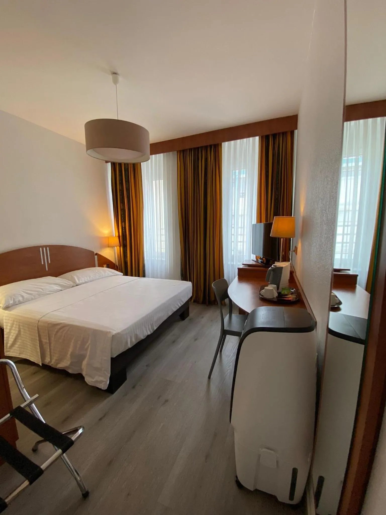 Coffee/tea facilities in Hotel Admiral