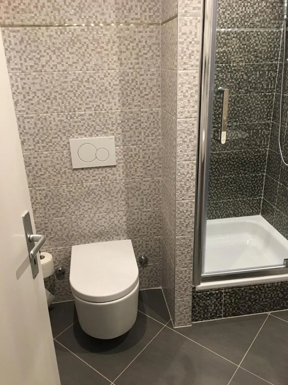 Bathroom in Hotel Admiral
