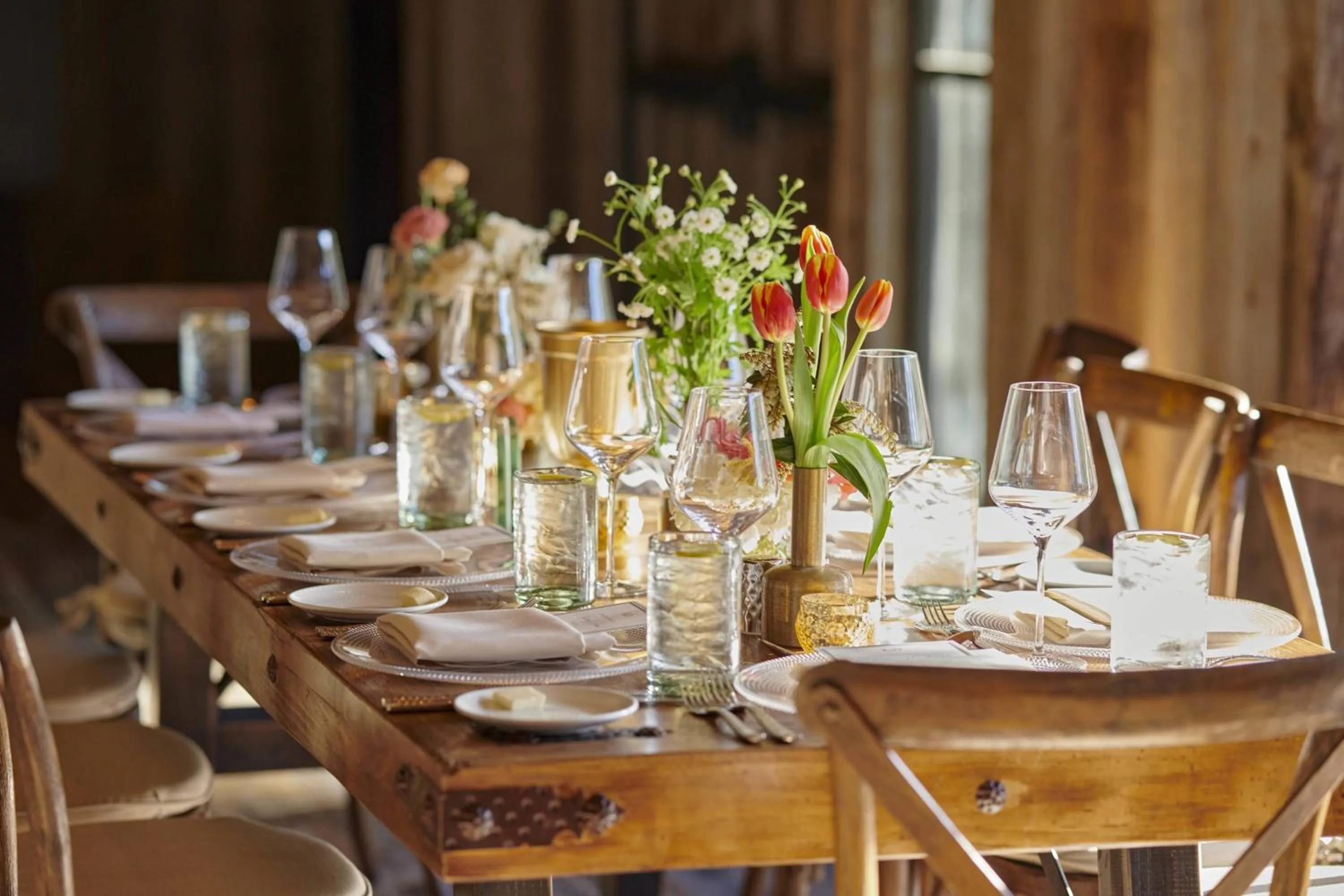 Lounge or bar in Hotel Drover, Autograph Collection