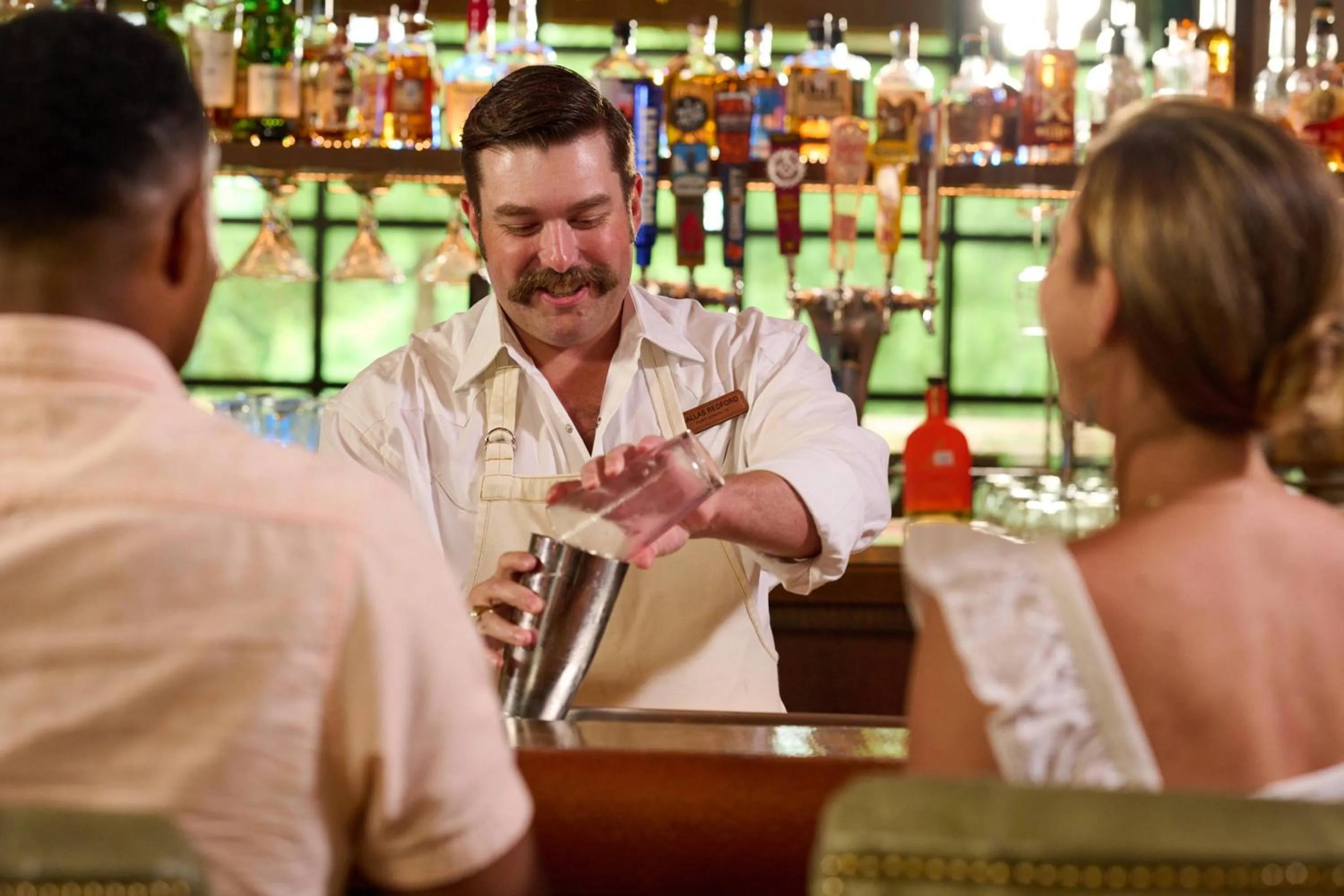 Lounge or bar in Hotel Drover, Autograph Collection