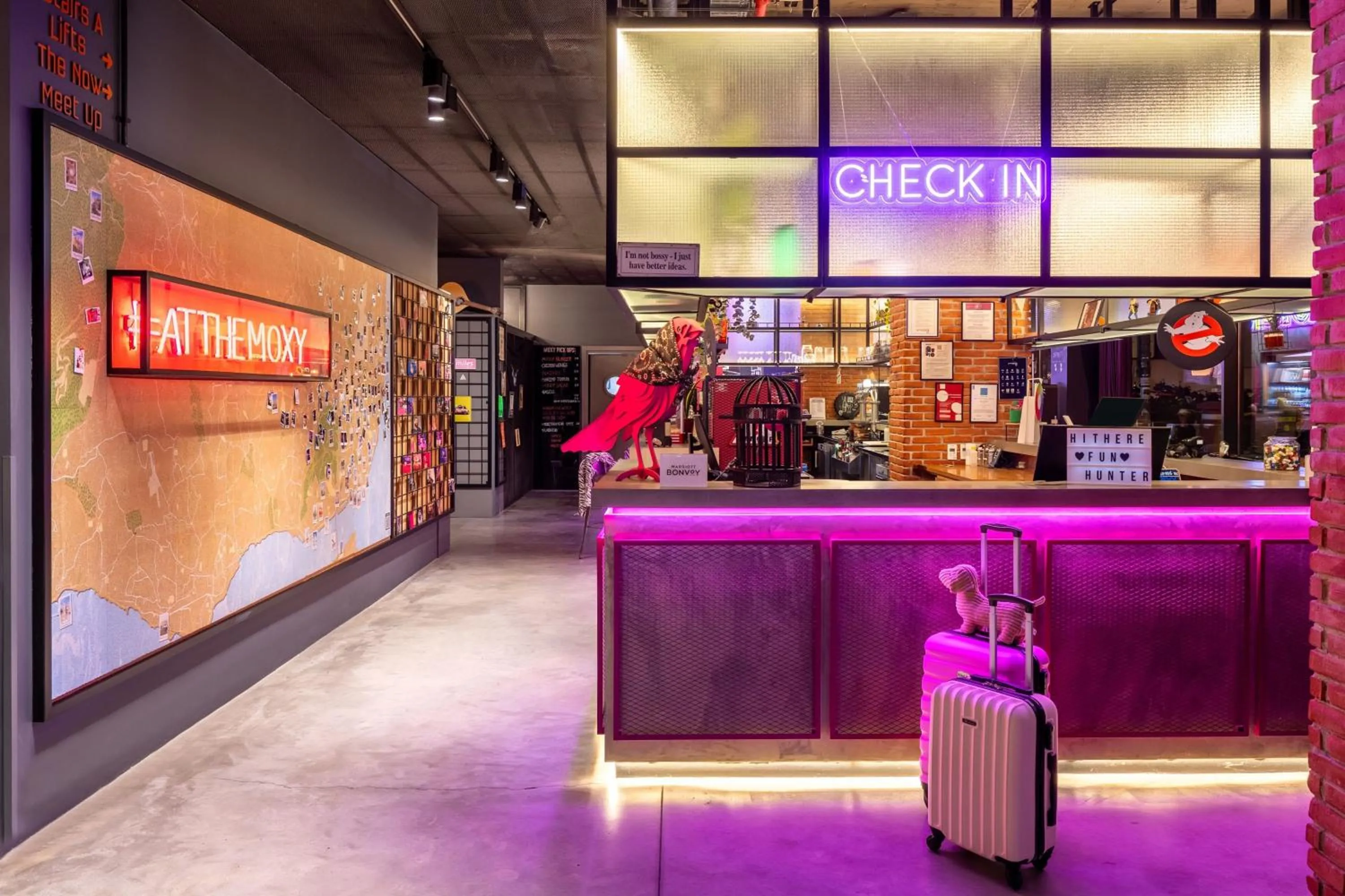 Lobby or reception in Moxy Lisbon City
