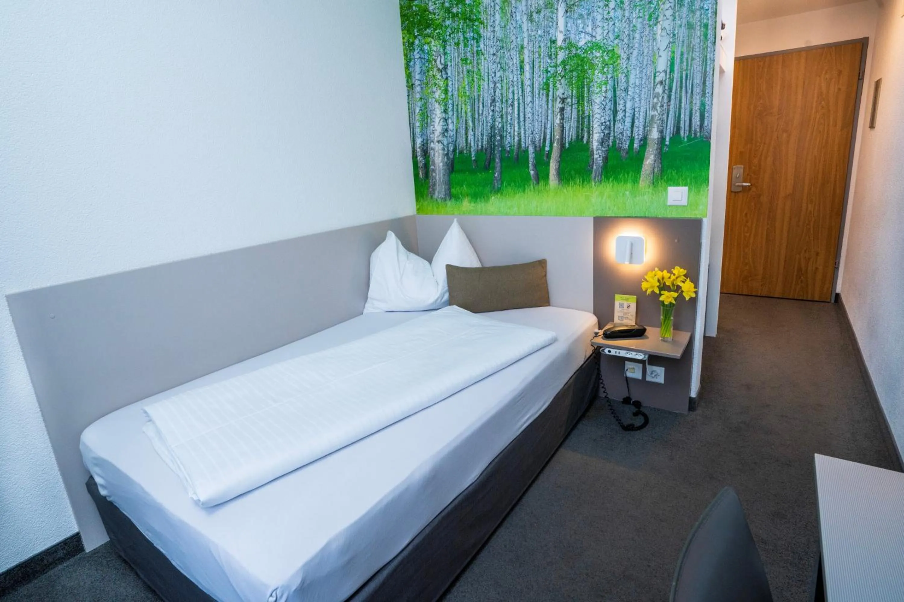 Bedroom, Bed in Hotel Waldhorn