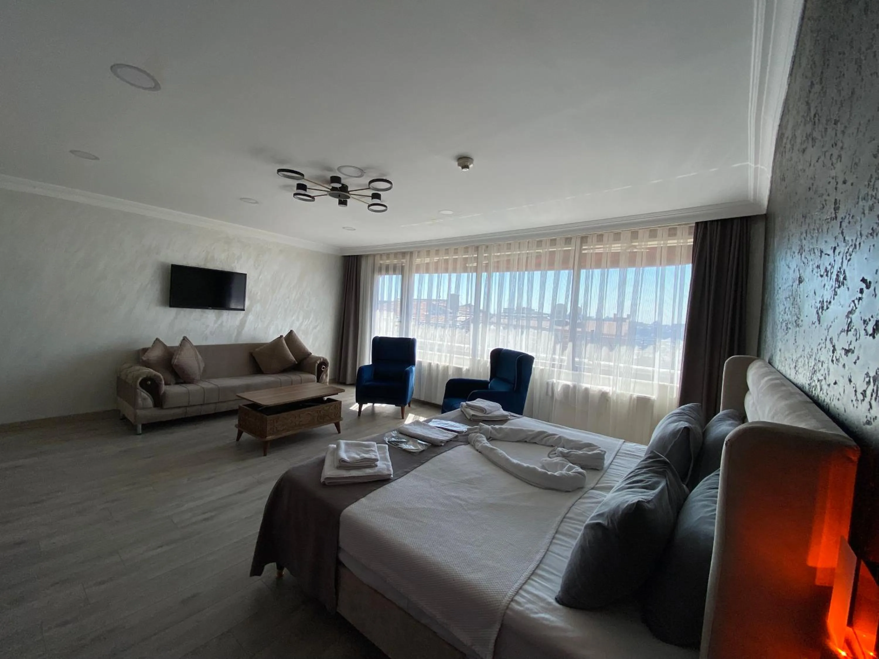 Bed in Galata Moon Hotel