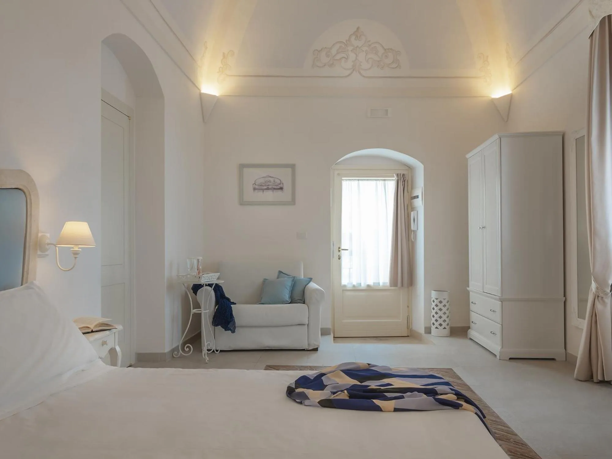Living room, Bed in Palazzo Degli Abati