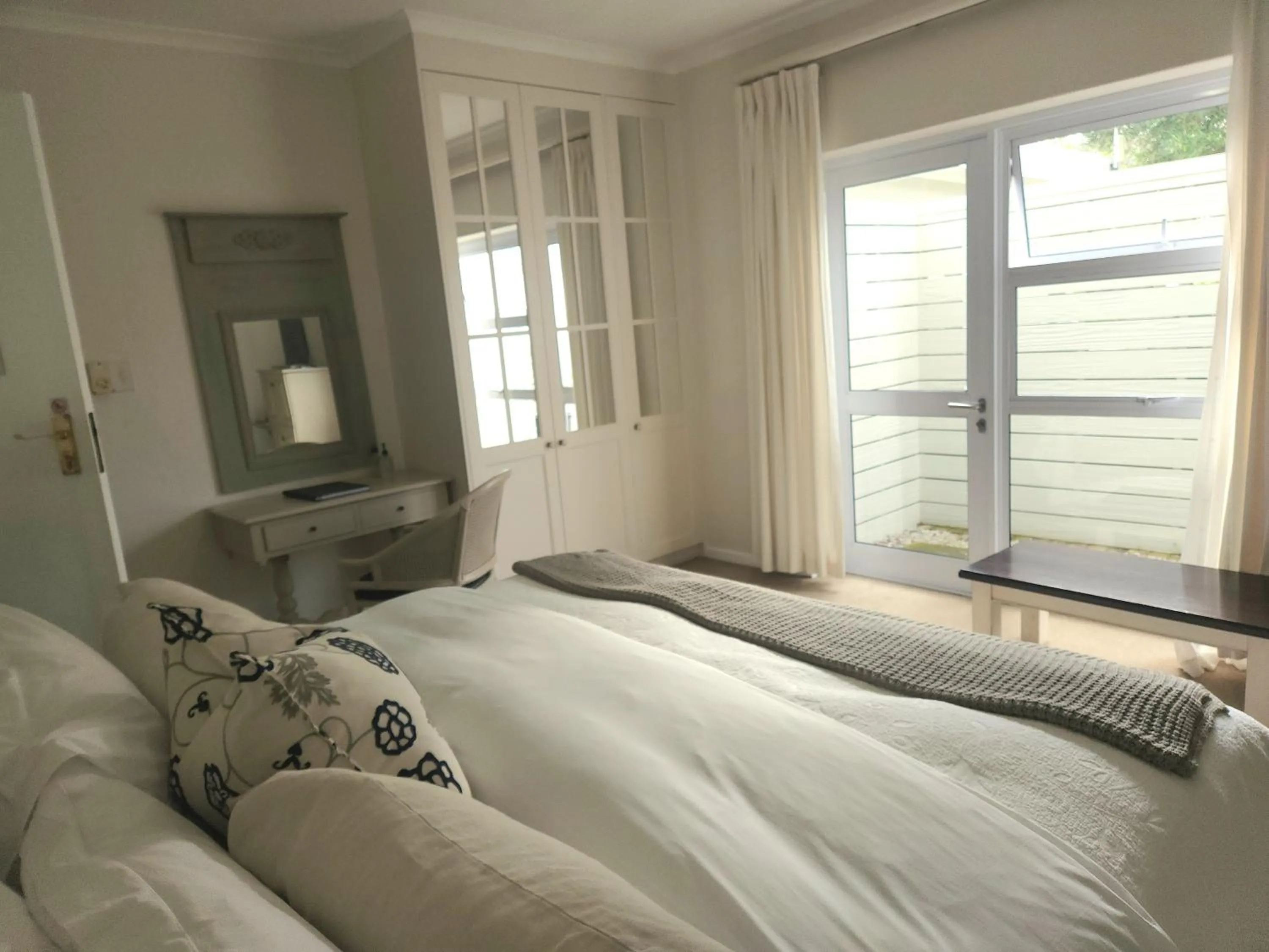 Bed in Leisure Isle Lodge