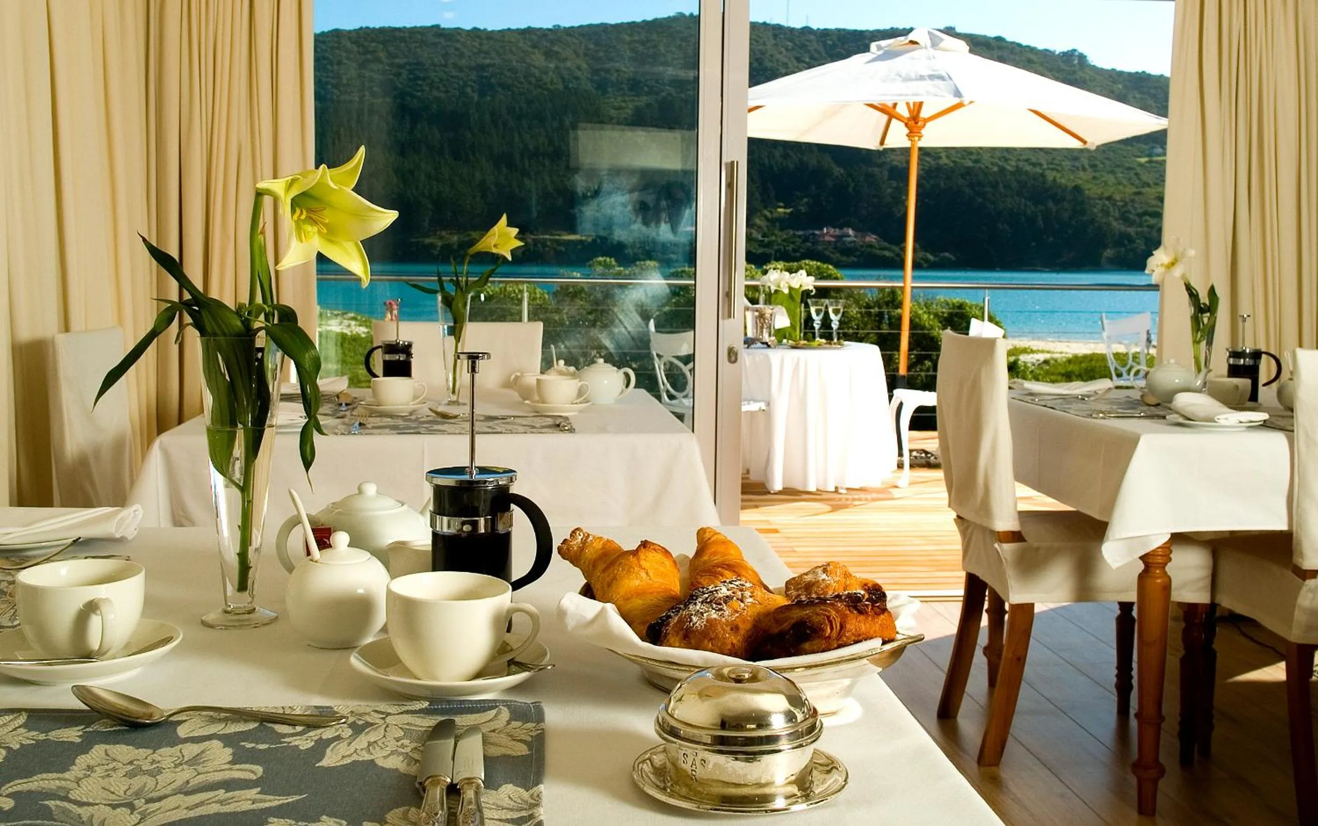 Restaurant/places to eat in Leisure Isle Lodge