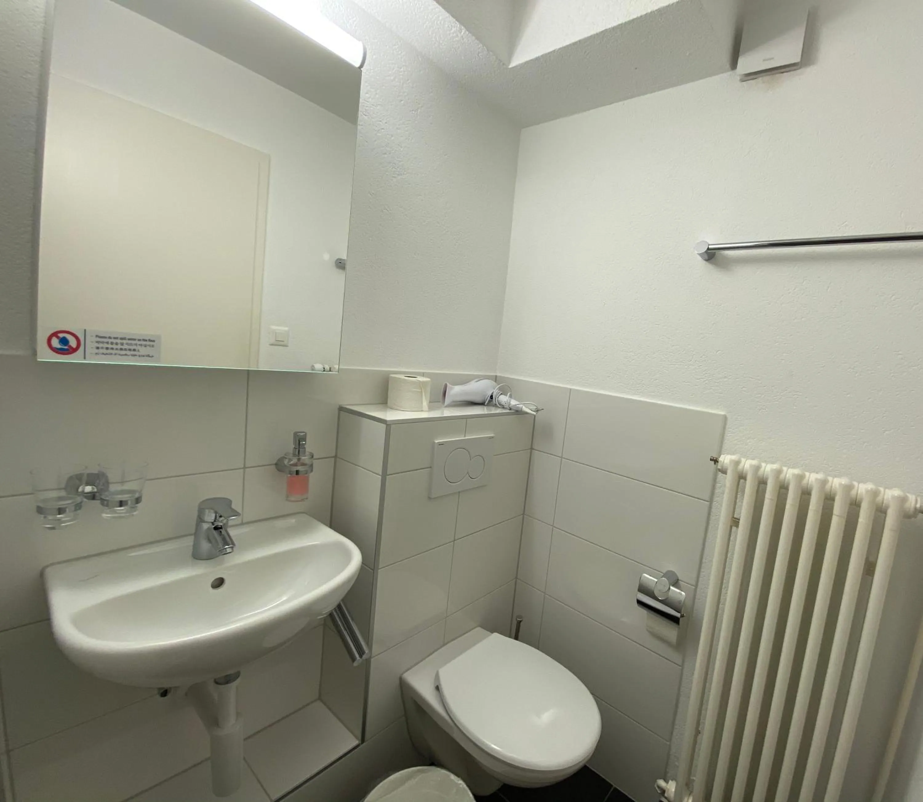 Toilet in Galaxy Apartments Lucerne