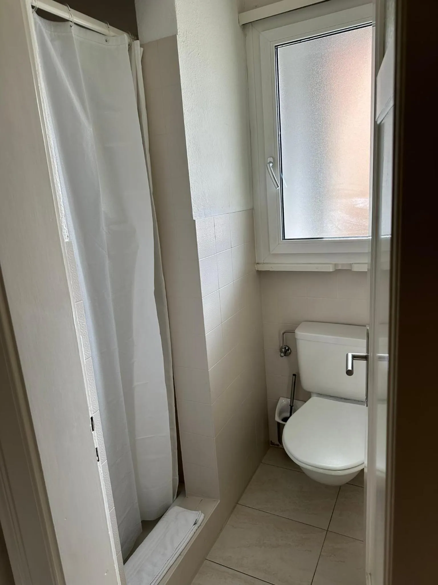 Shower in Hotel Spatz