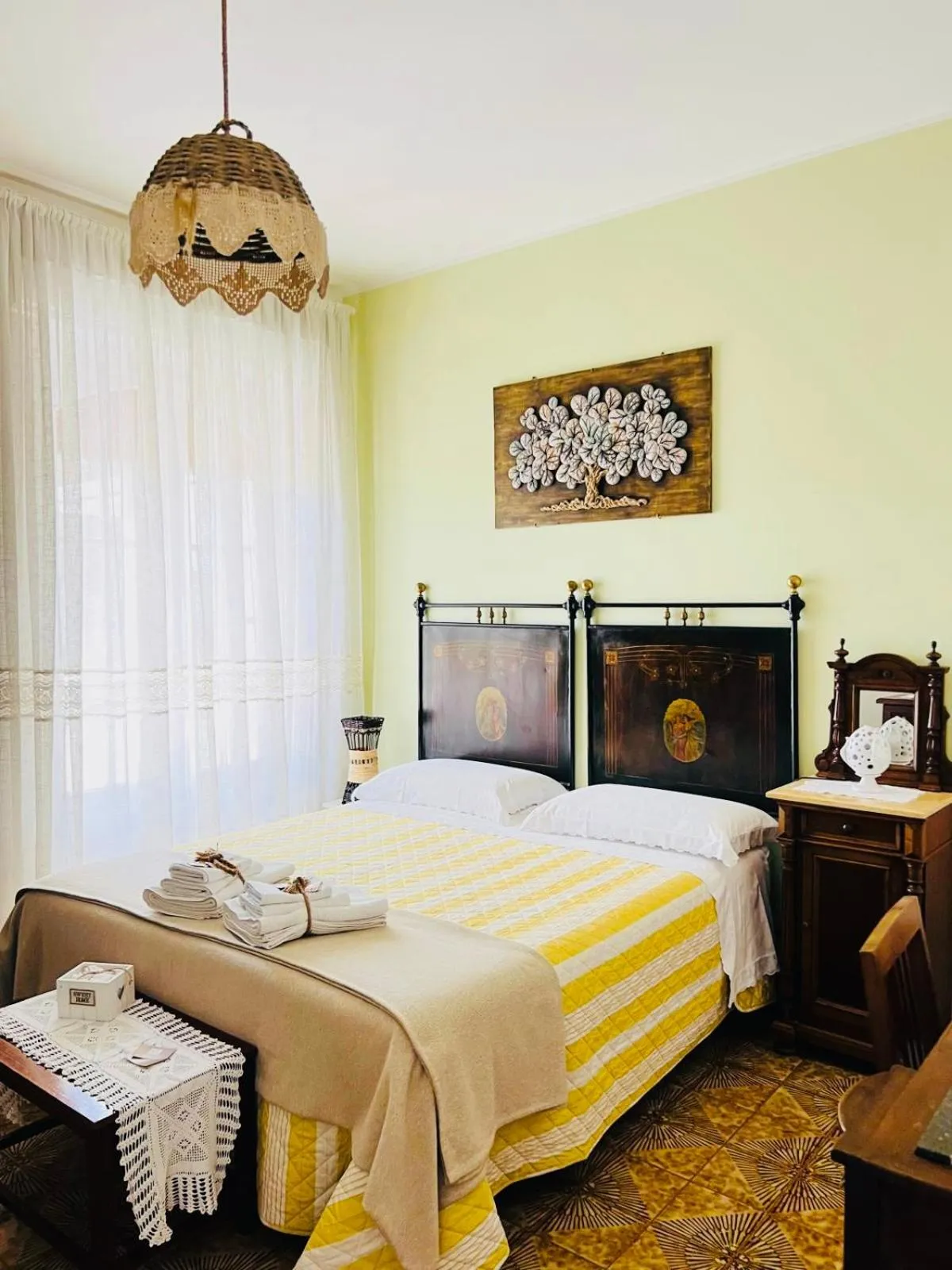 Bedroom, Bed in B&B DOÑA FLOR