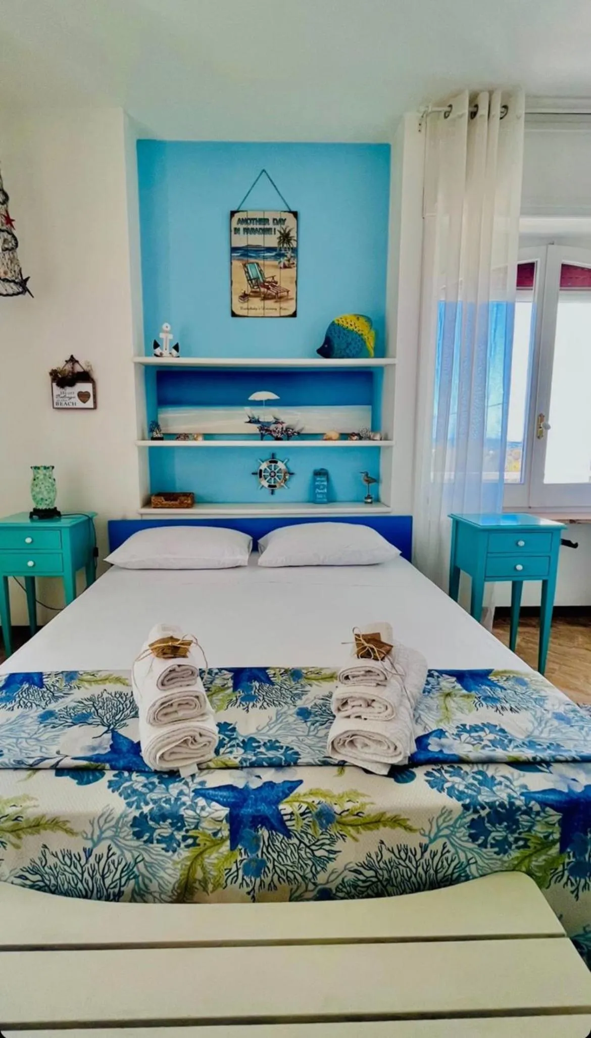 Bedroom, Bed in B&B DOÑA FLOR