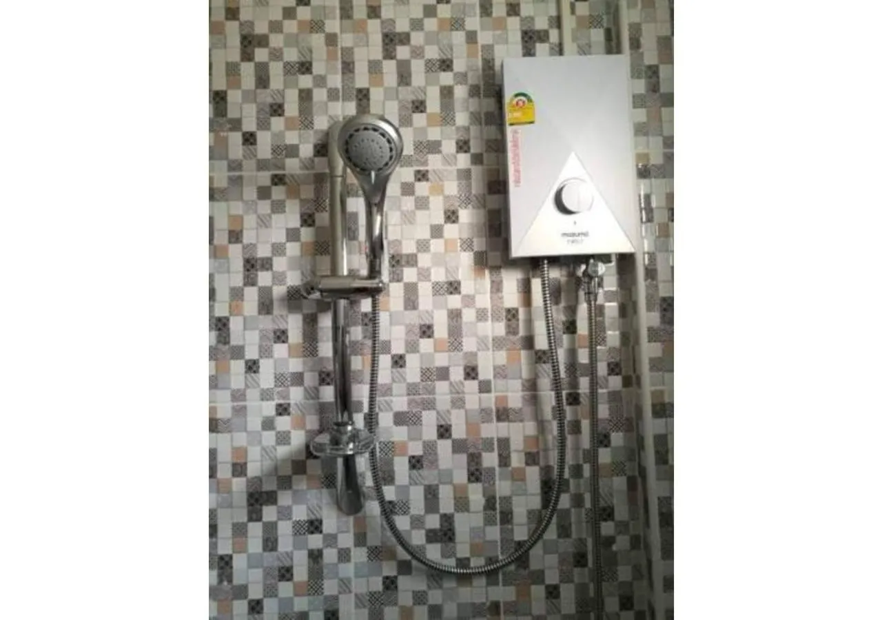 Shower in PP Residence Phuket