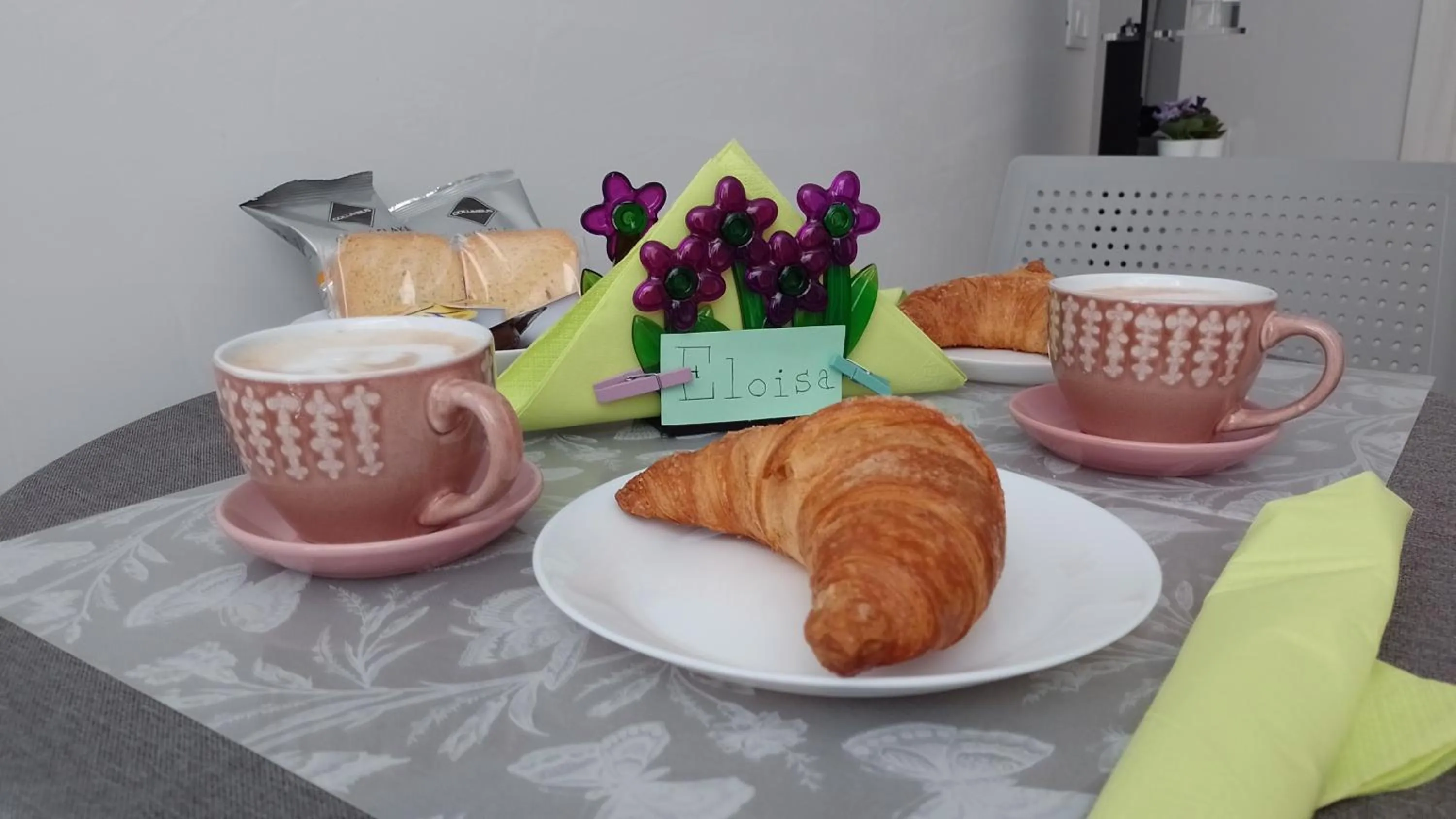 Breakfast in La Corte di BisMary B&B