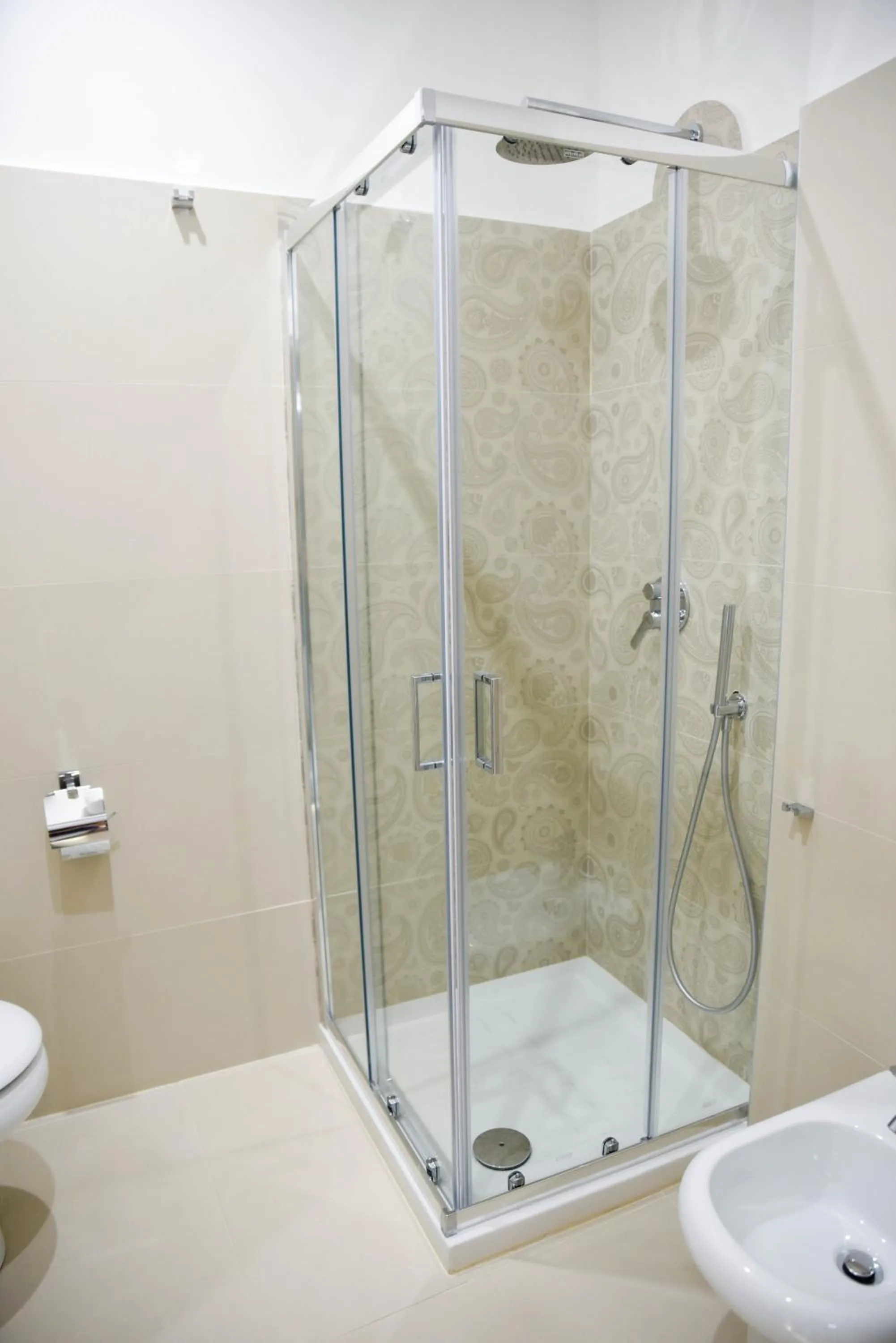 Shower in La Corte di BisMary B&B