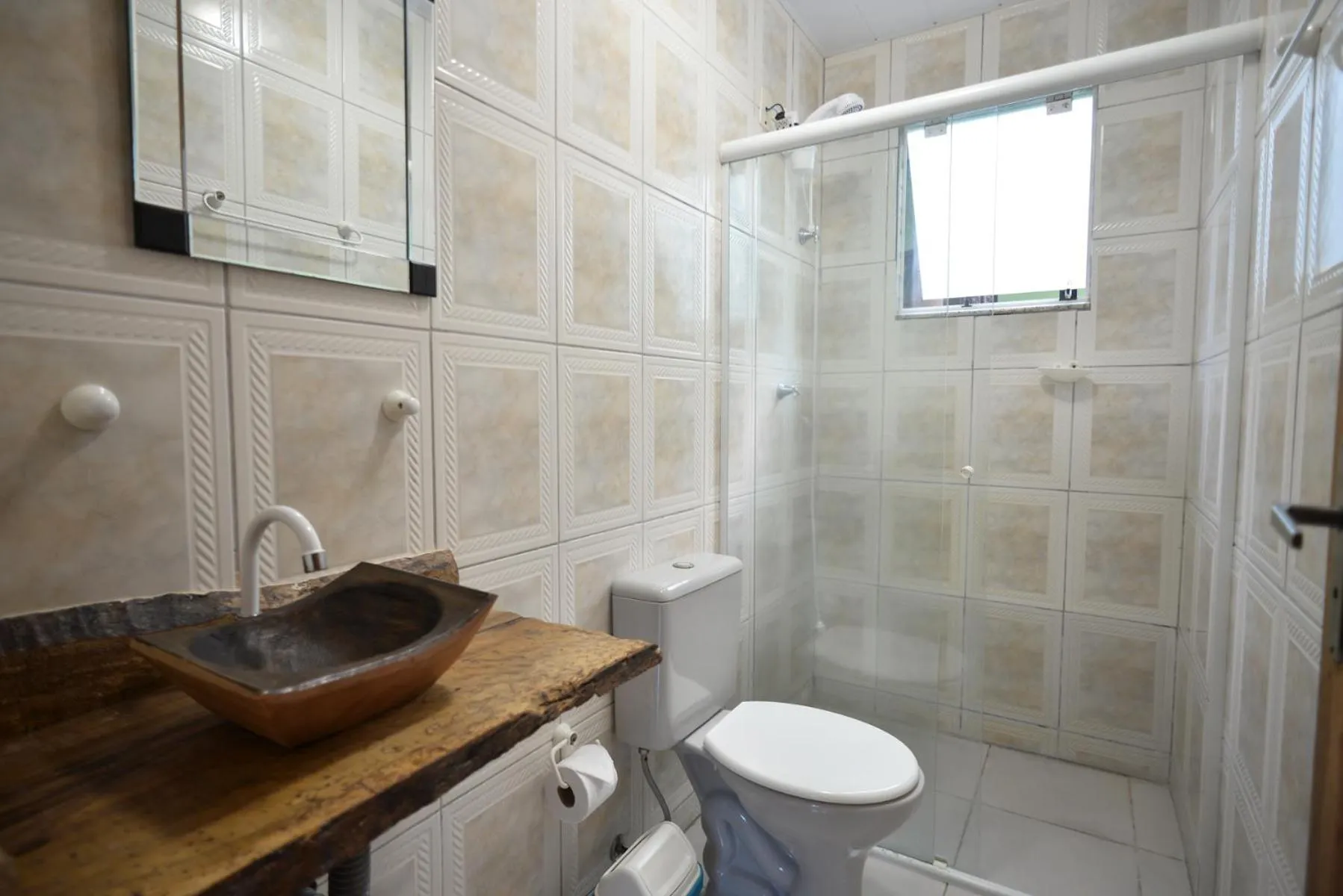 Shower in Pousada Sítio Olho D'Água