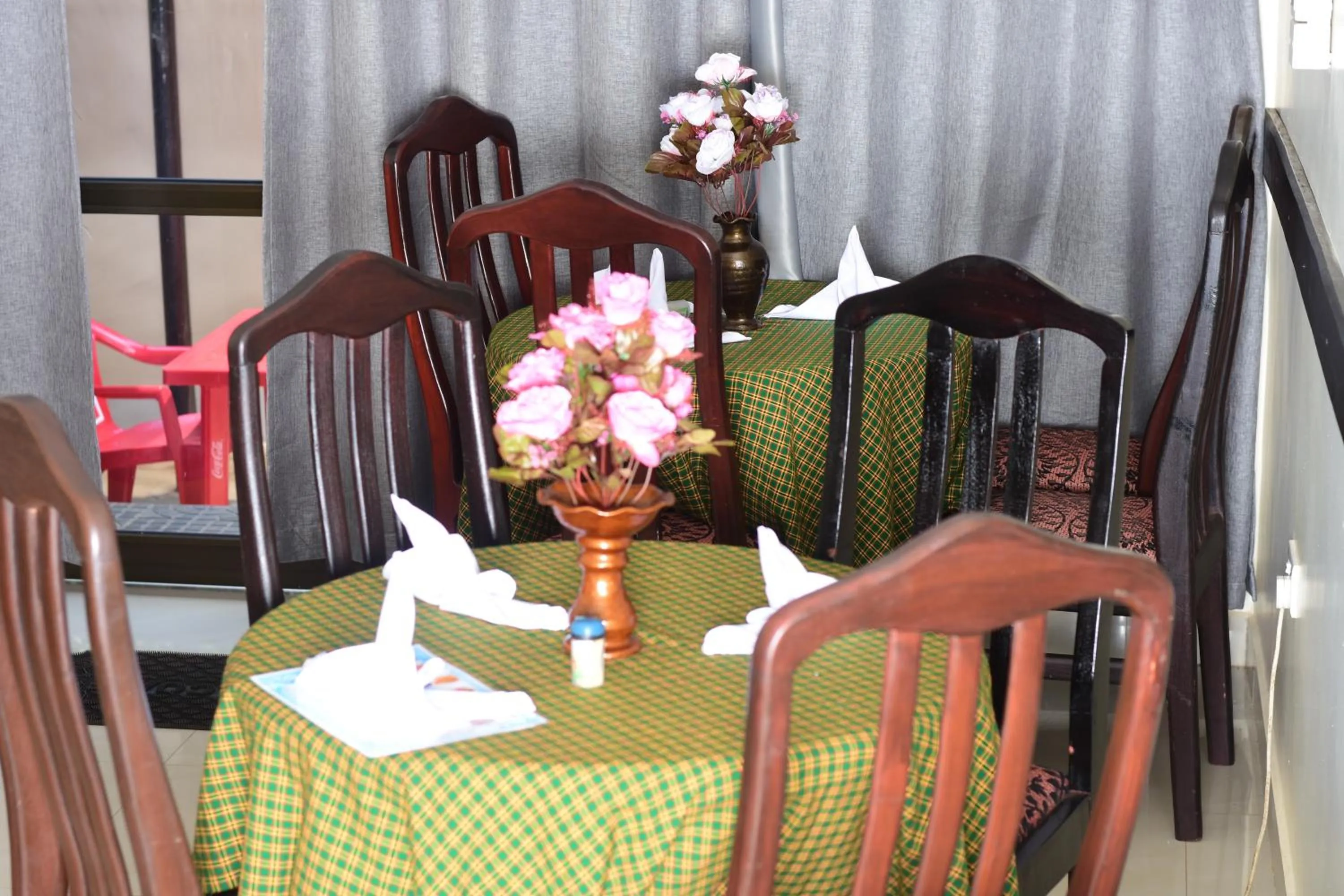 Restaurant/places to eat in Kilimanjaro White House Hotel