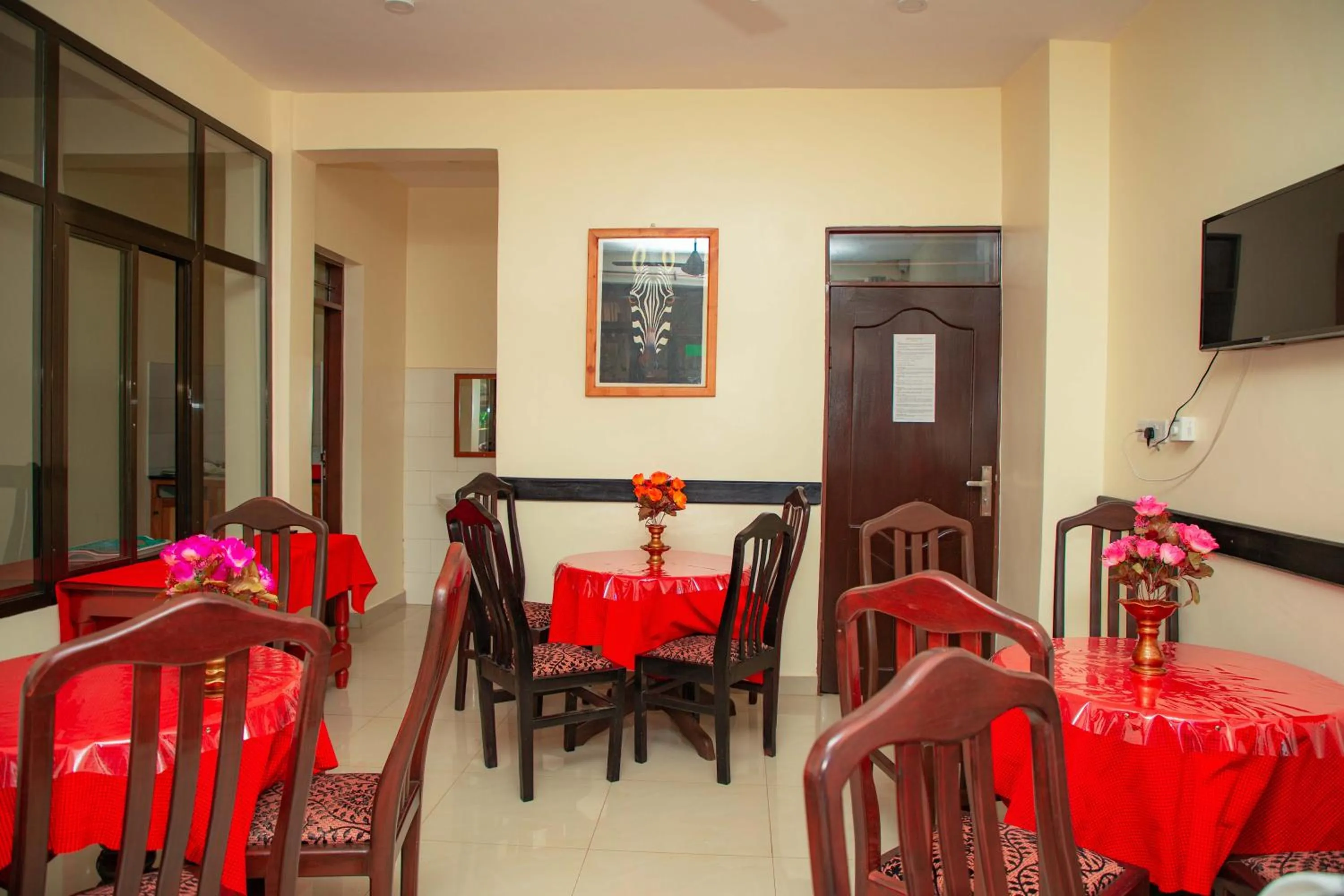 Restaurant/places to eat in Kilimanjaro White House Hotel