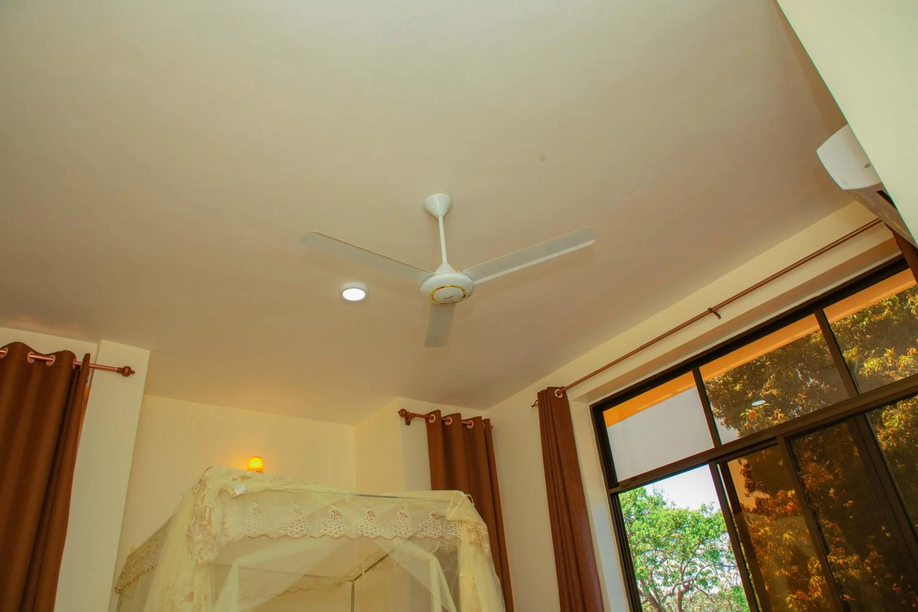 Kilimanjaro White House Hotel