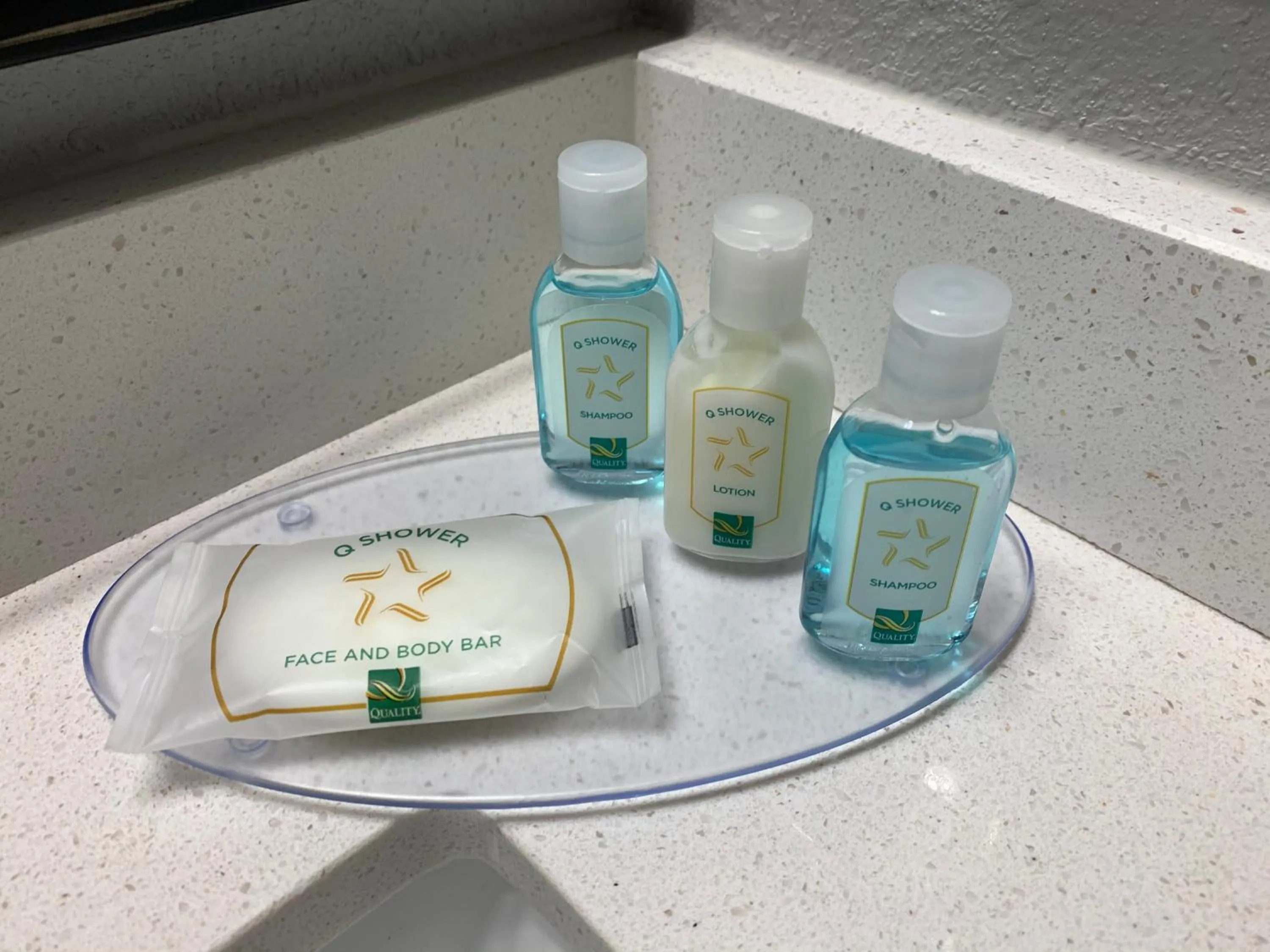 Bathroom in Quality Inn Owatonna Near Medical Center