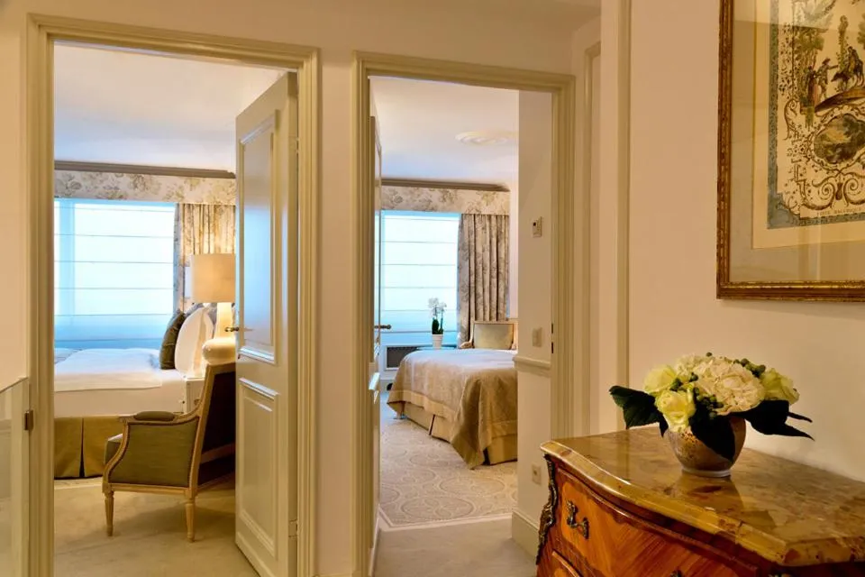 Photo of the whole room in Beau-Rivage Palace