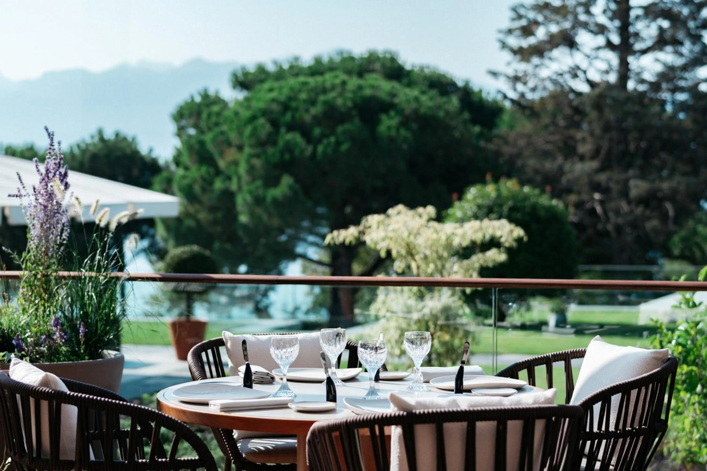 Restaurant/places to eat in Beau-Rivage Palace