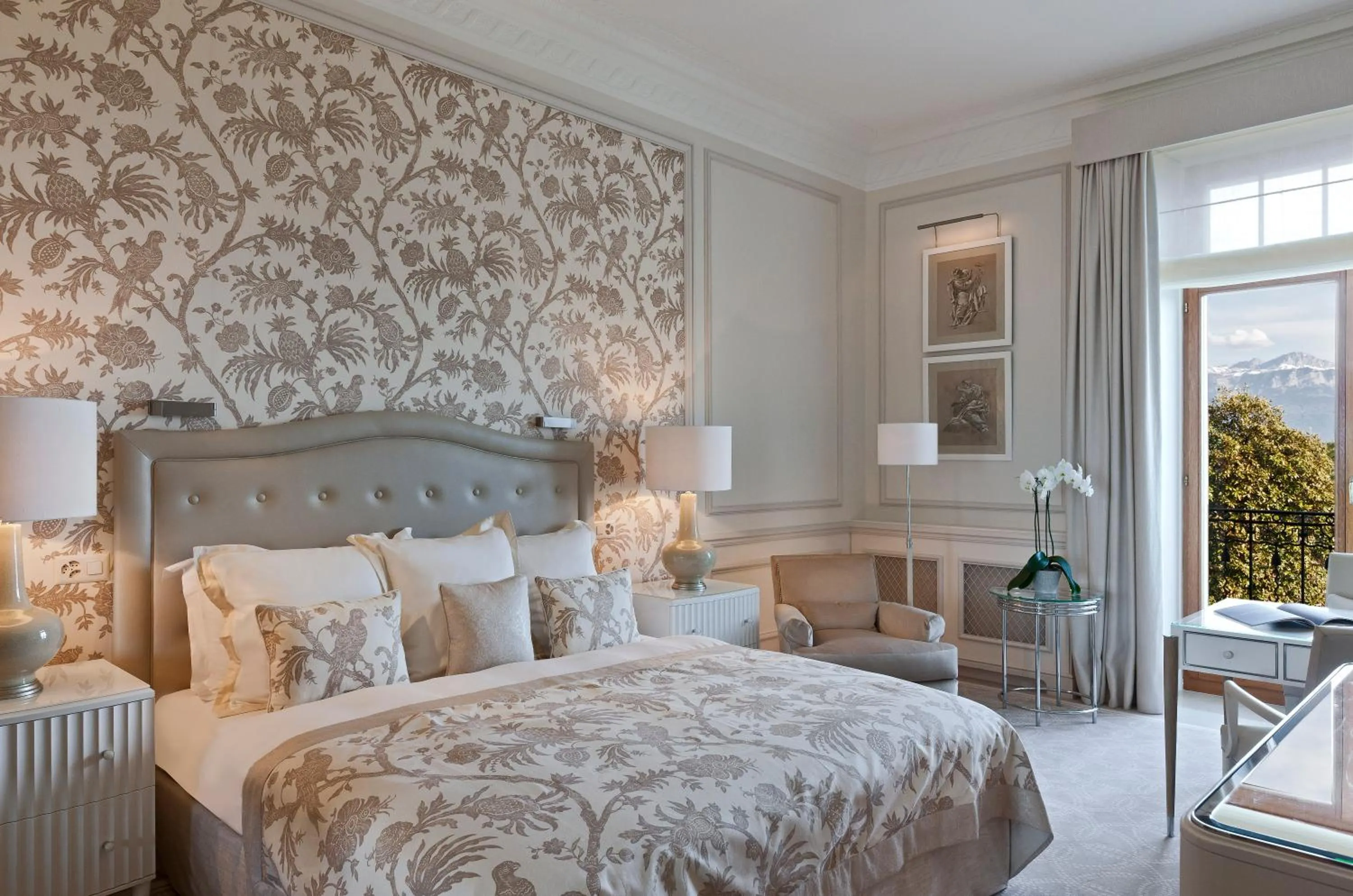 Bedroom in Beau-Rivage Palace