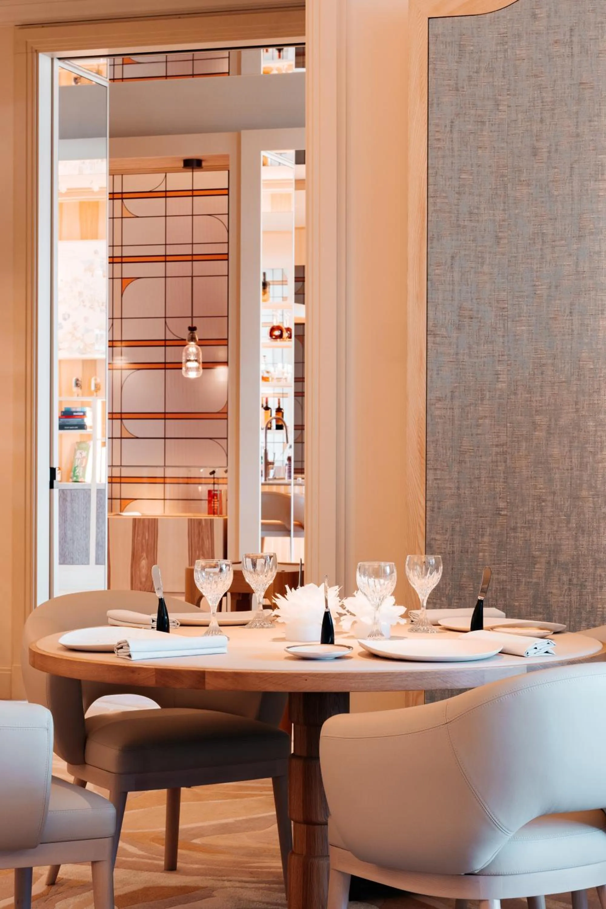 Restaurant/places to eat in Beau-Rivage Palace