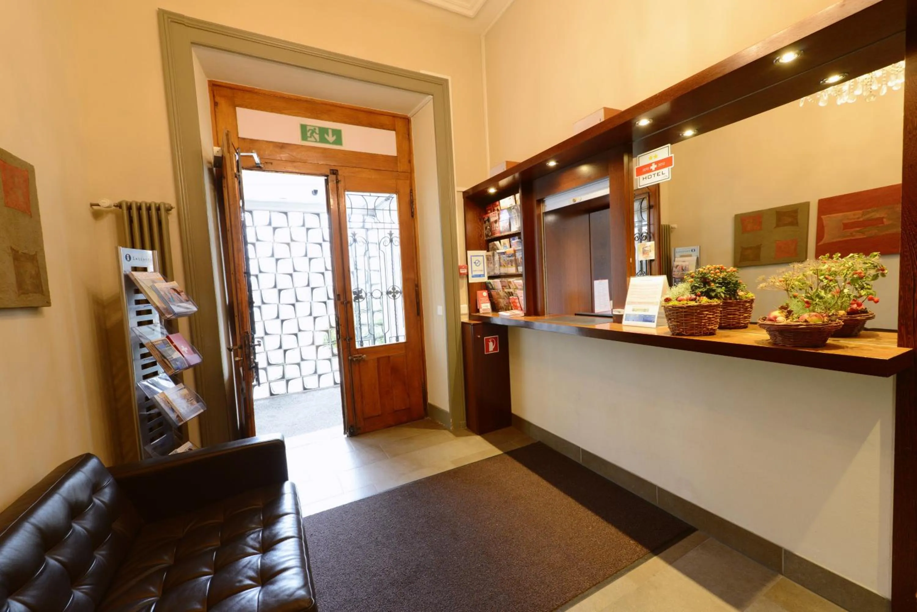 Lobby or reception in Hôtel du Marché