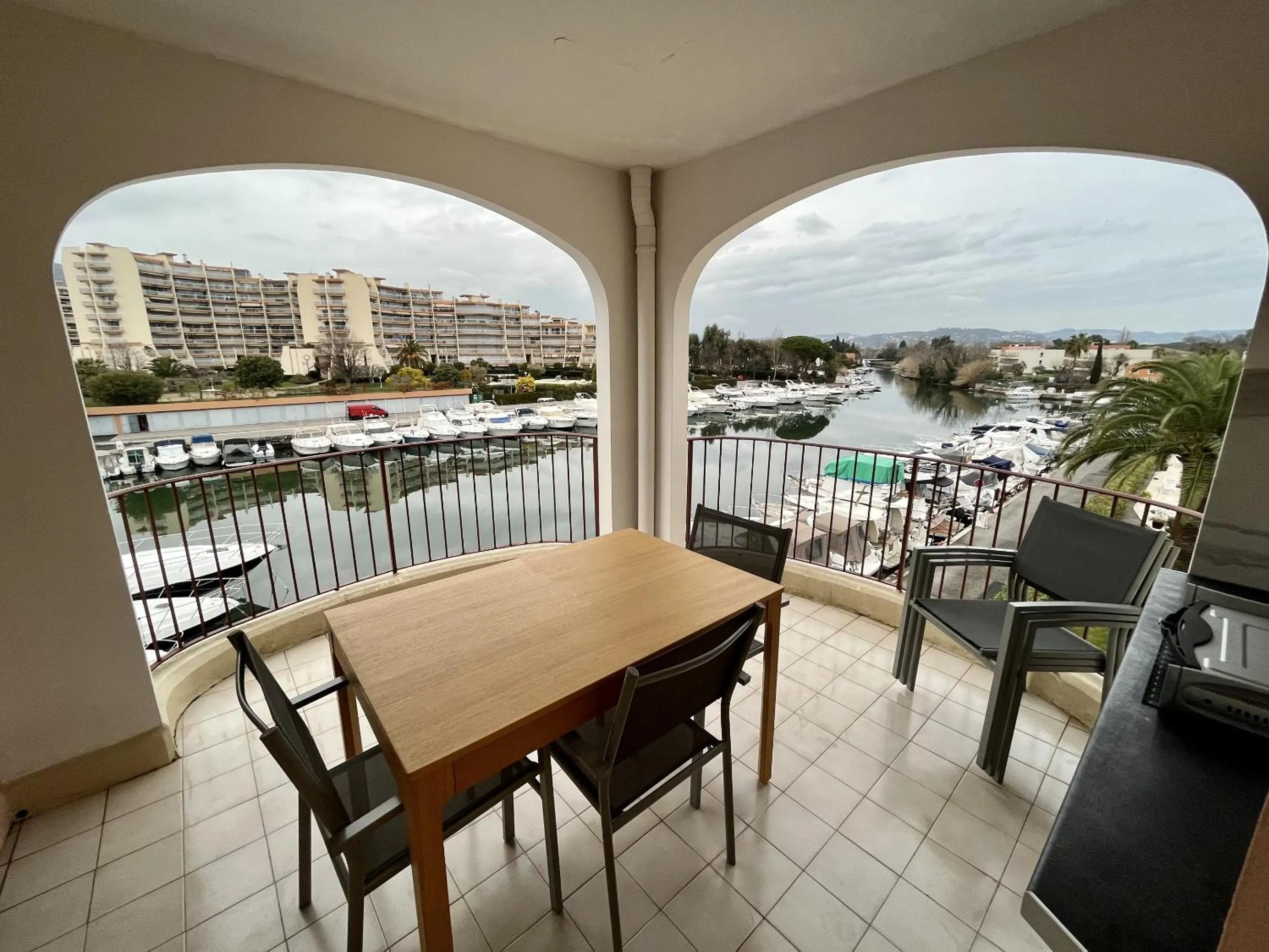 Patio in Studio moderne - Port de Mandelieu - Proche Mer