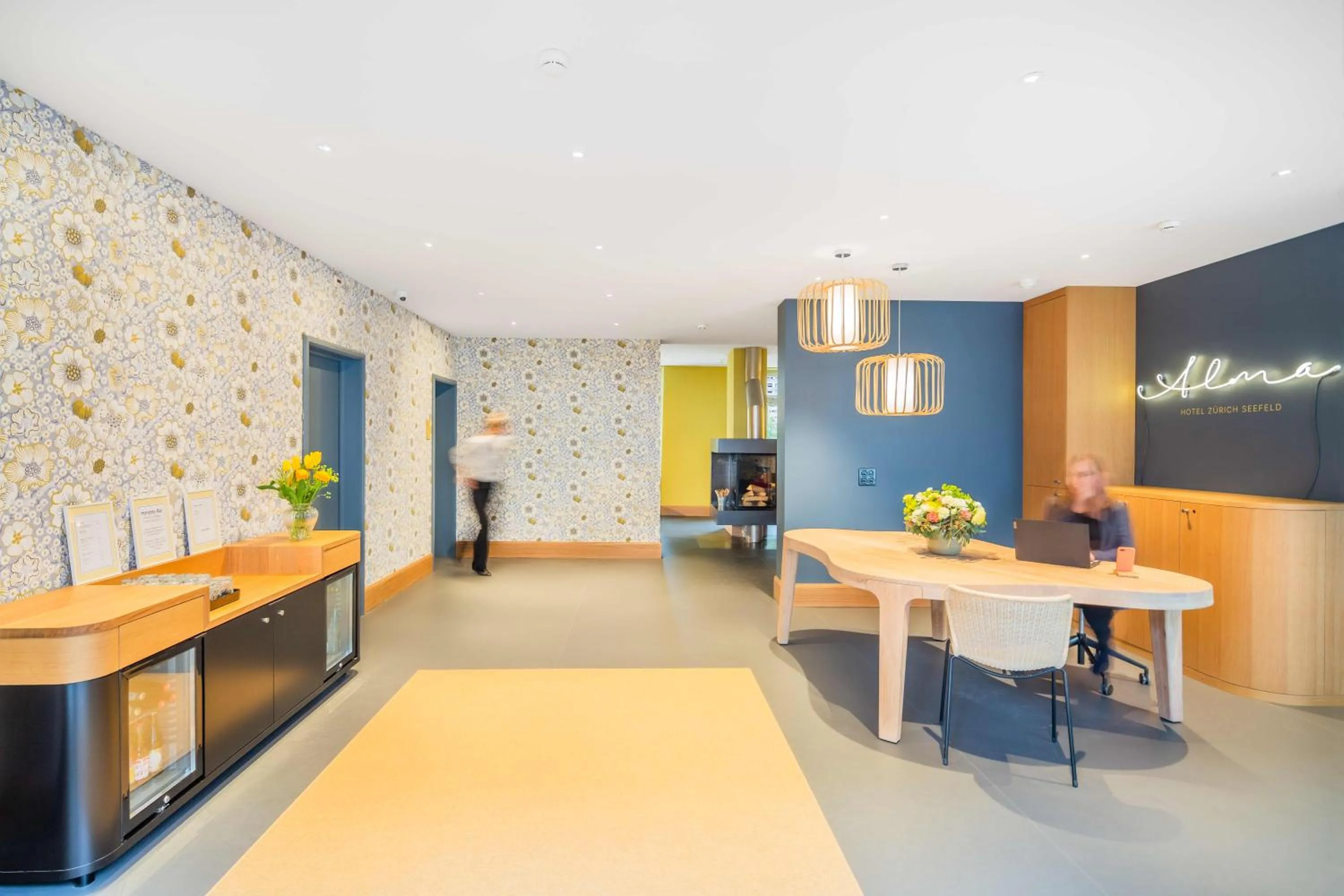 Lobby or reception in Alma Hotel - Boutique hideaway by the lake with rooftop and ladies-only wellness