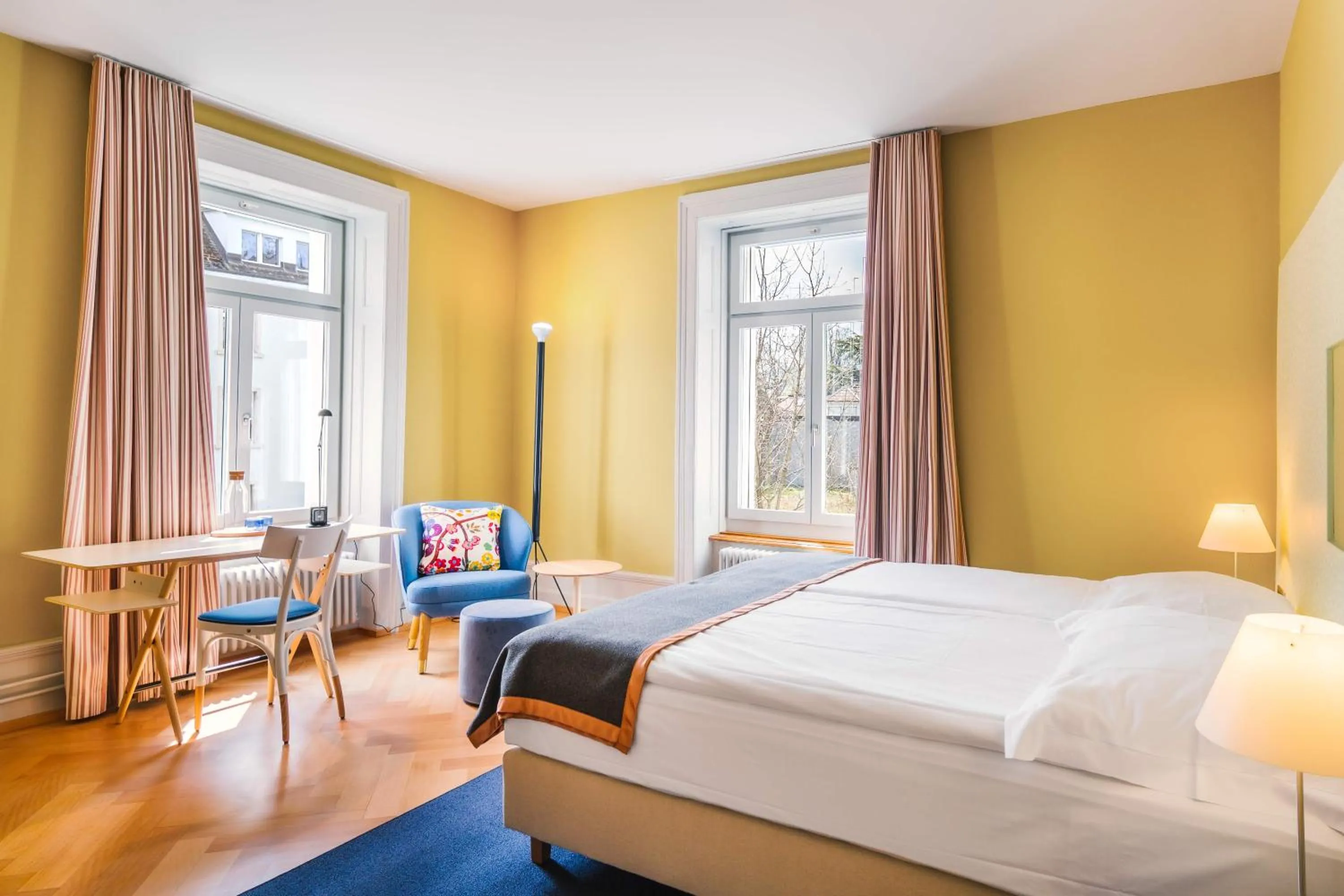 Bed in Alma Hotel - Boutique hideaway by the lake with rooftop and ladies-only wellness