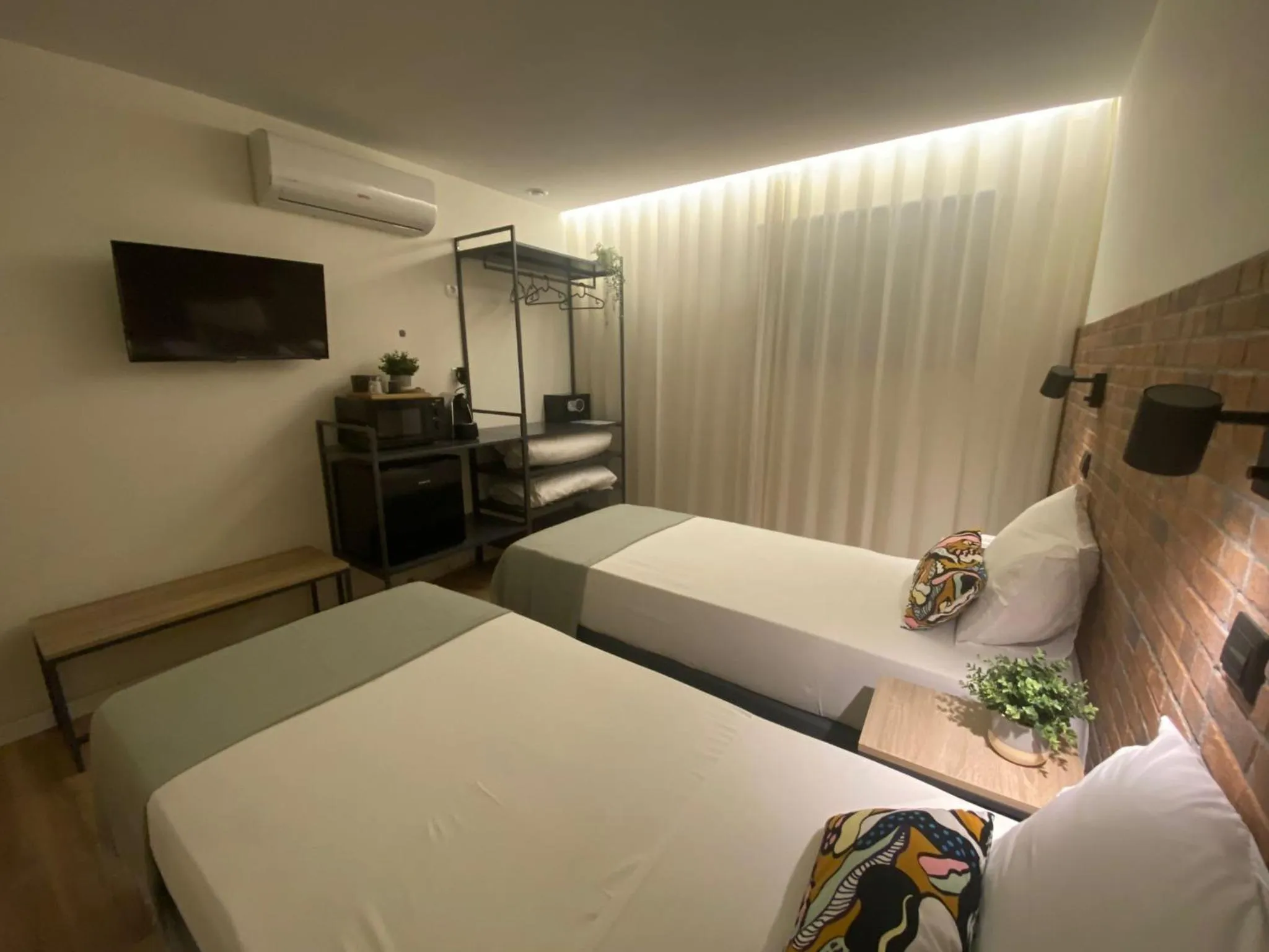 Bed in Hotel Portucalense