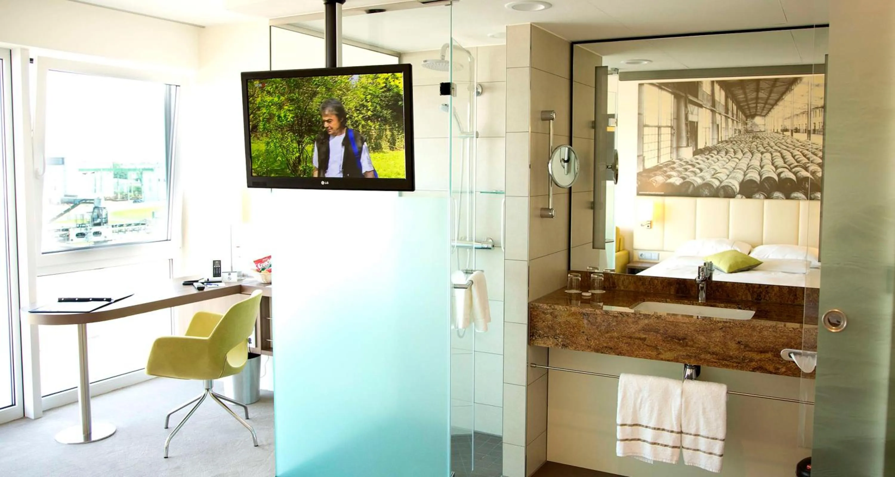 Bathroom in Best Western Plus Hotel Bremerhaven