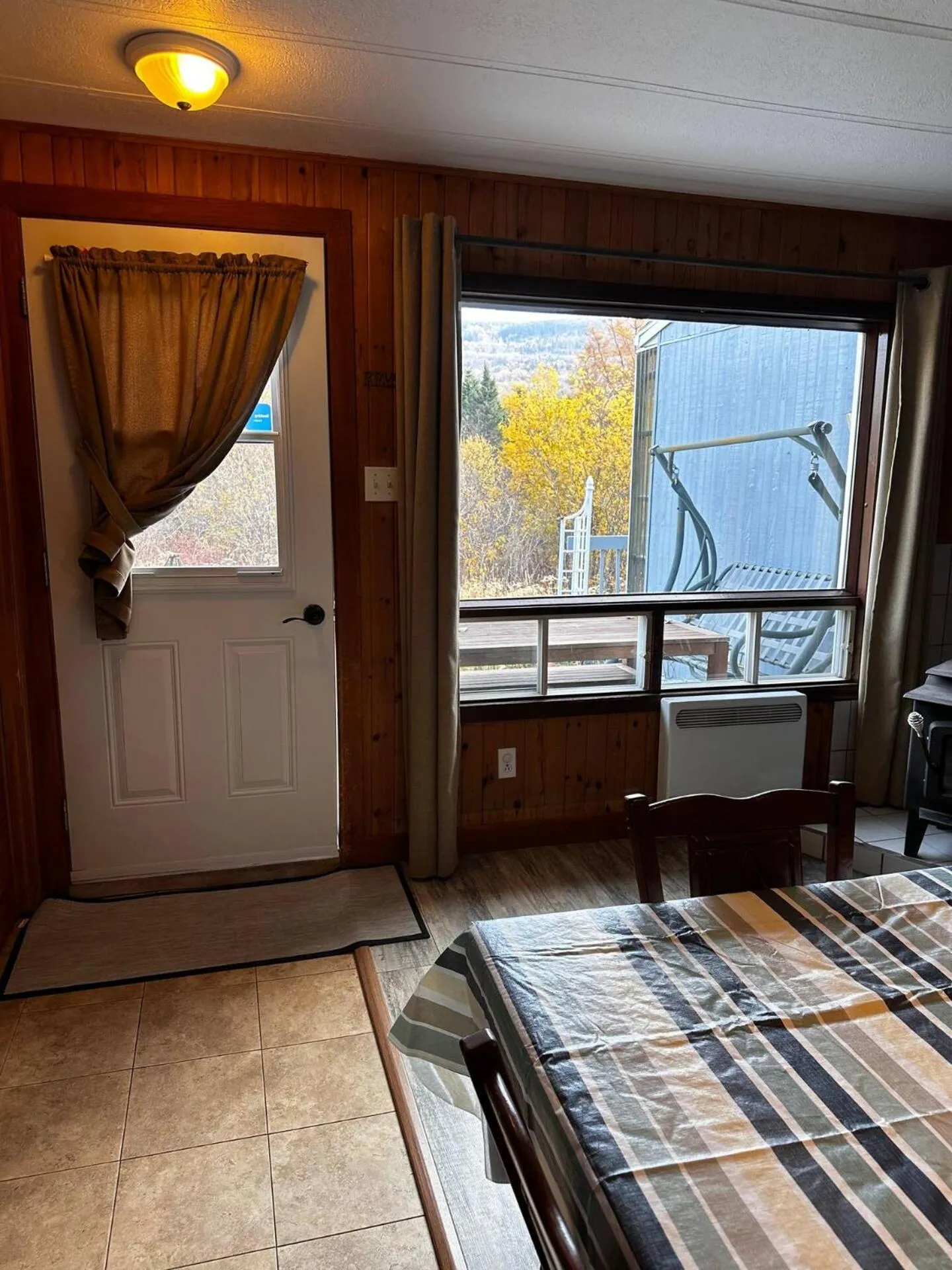 Bed in Oasis du grand fond Inc