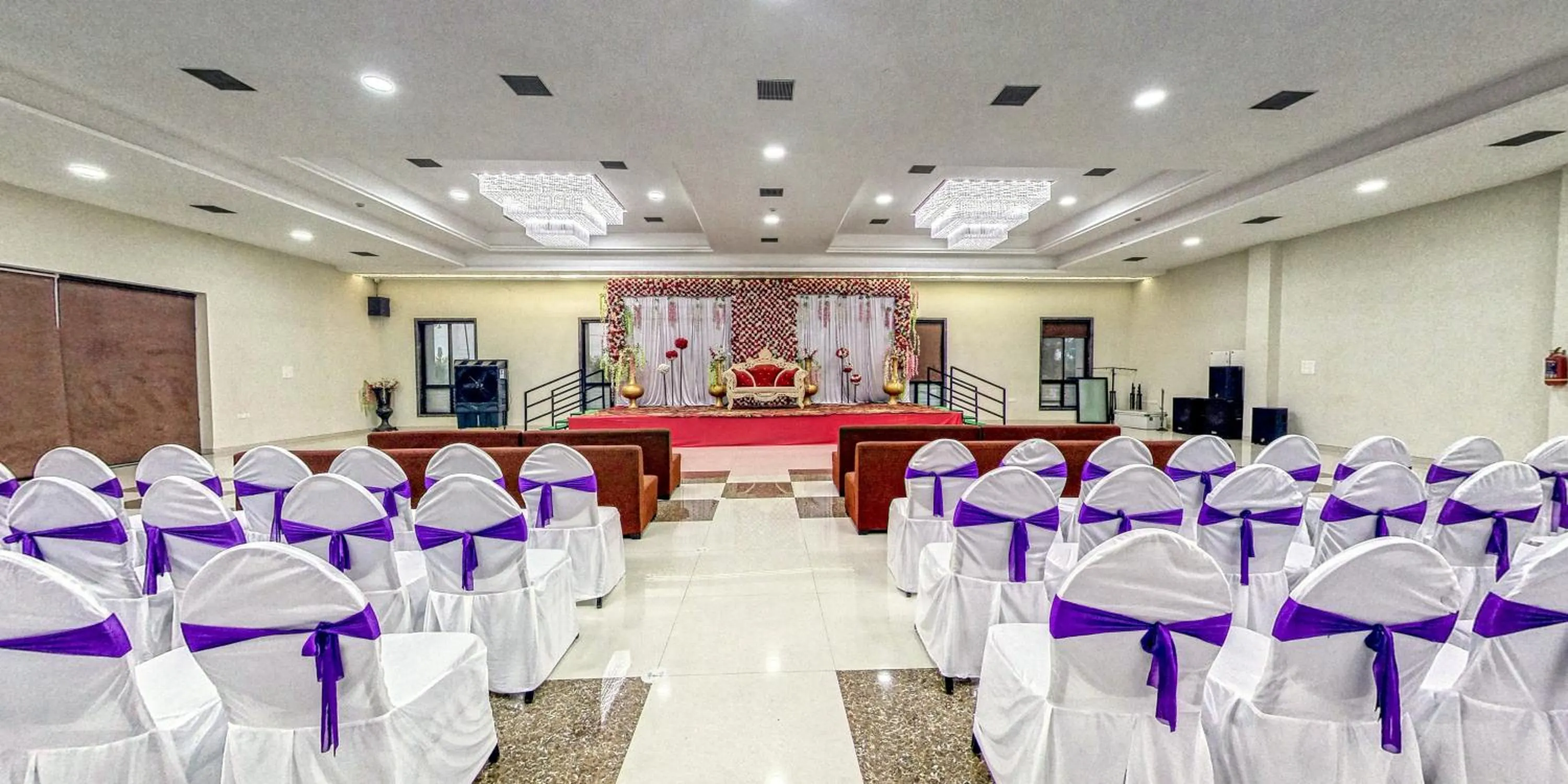 Banquet/Function facilities in The Aanandam Hotel Resort