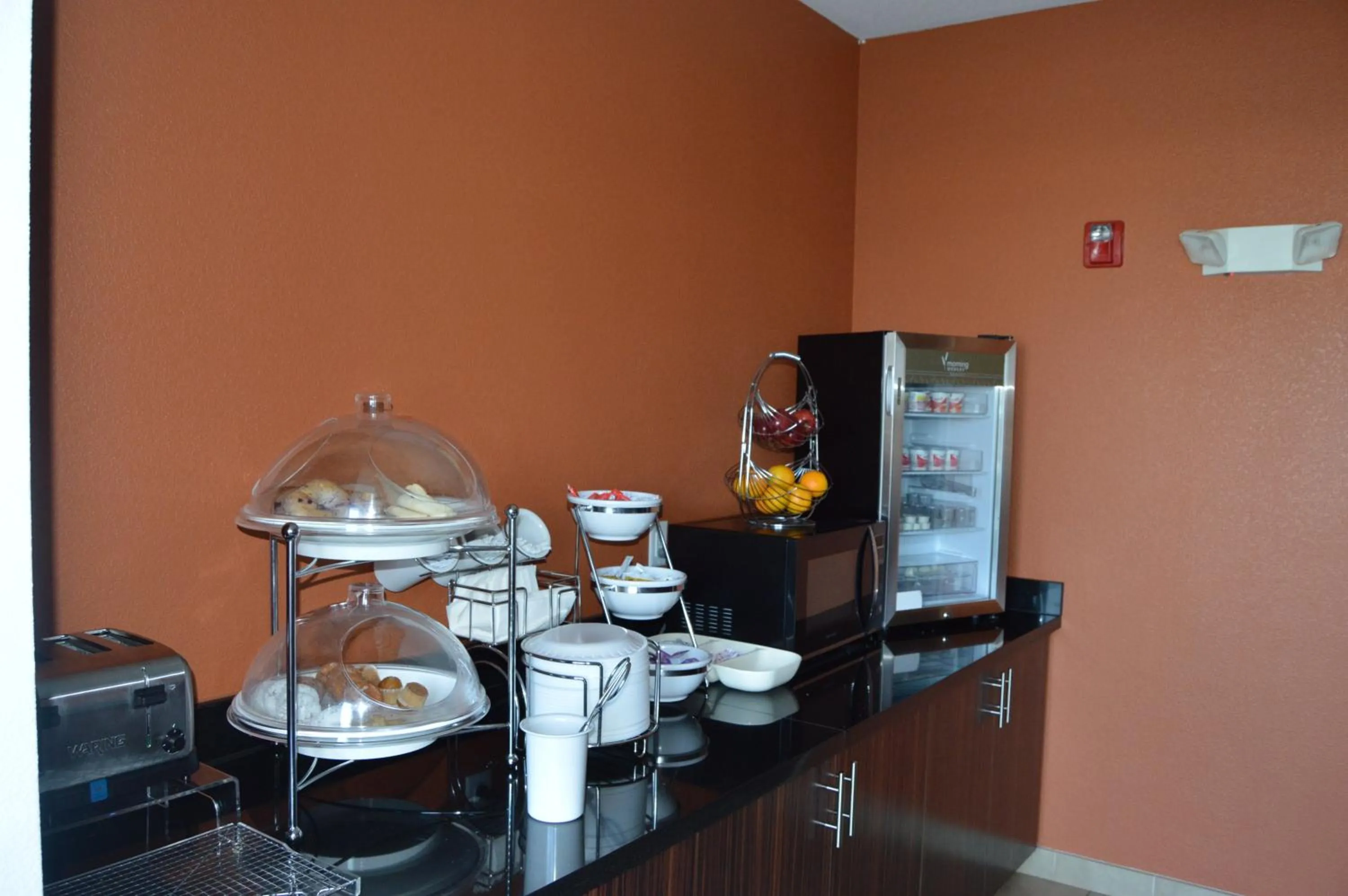 Continental breakfast in Sleep Inn & Suites Elk City Route 66