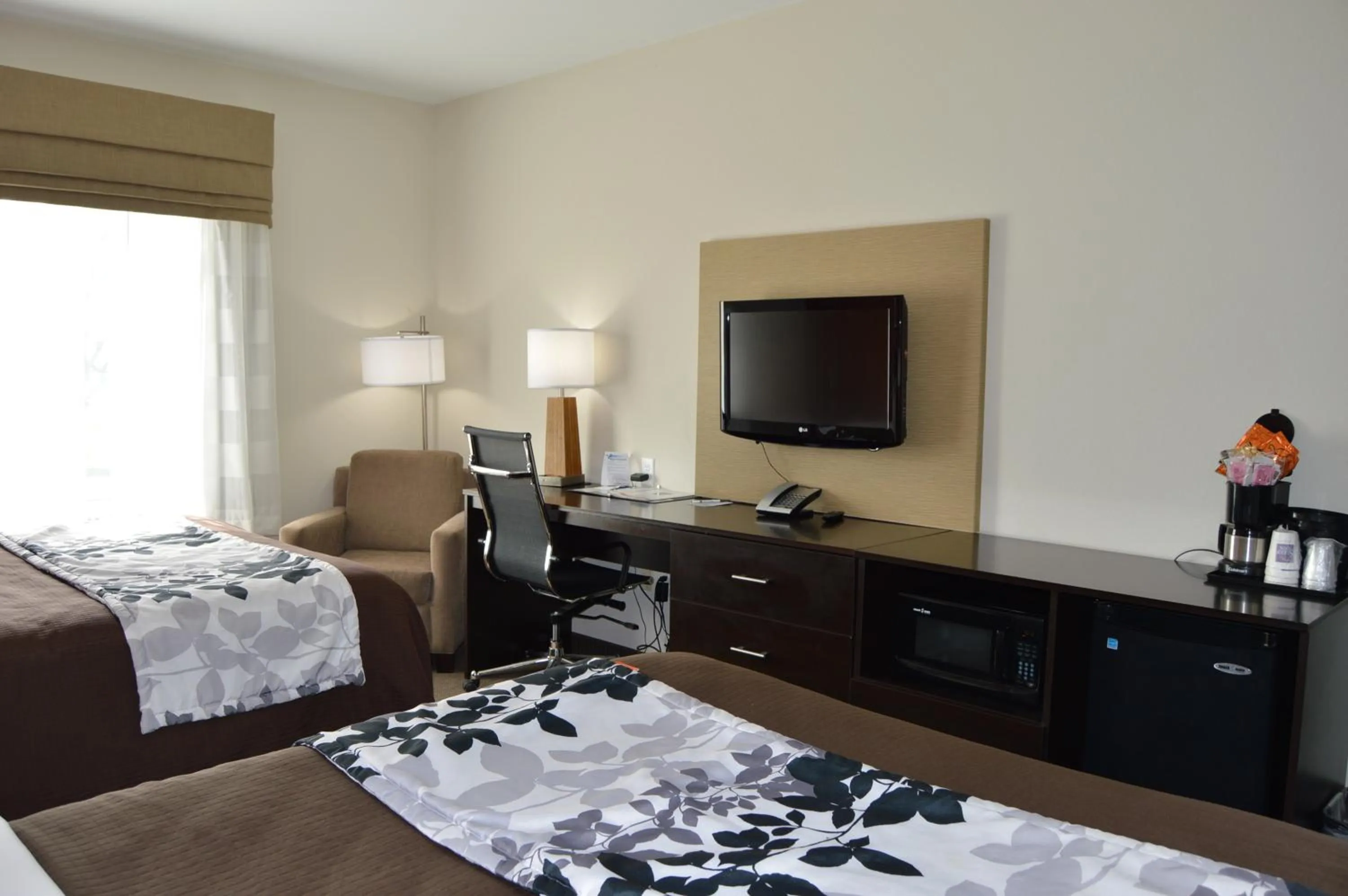 Bedroom, Bed in Sleep Inn & Suites Elk City Route 66