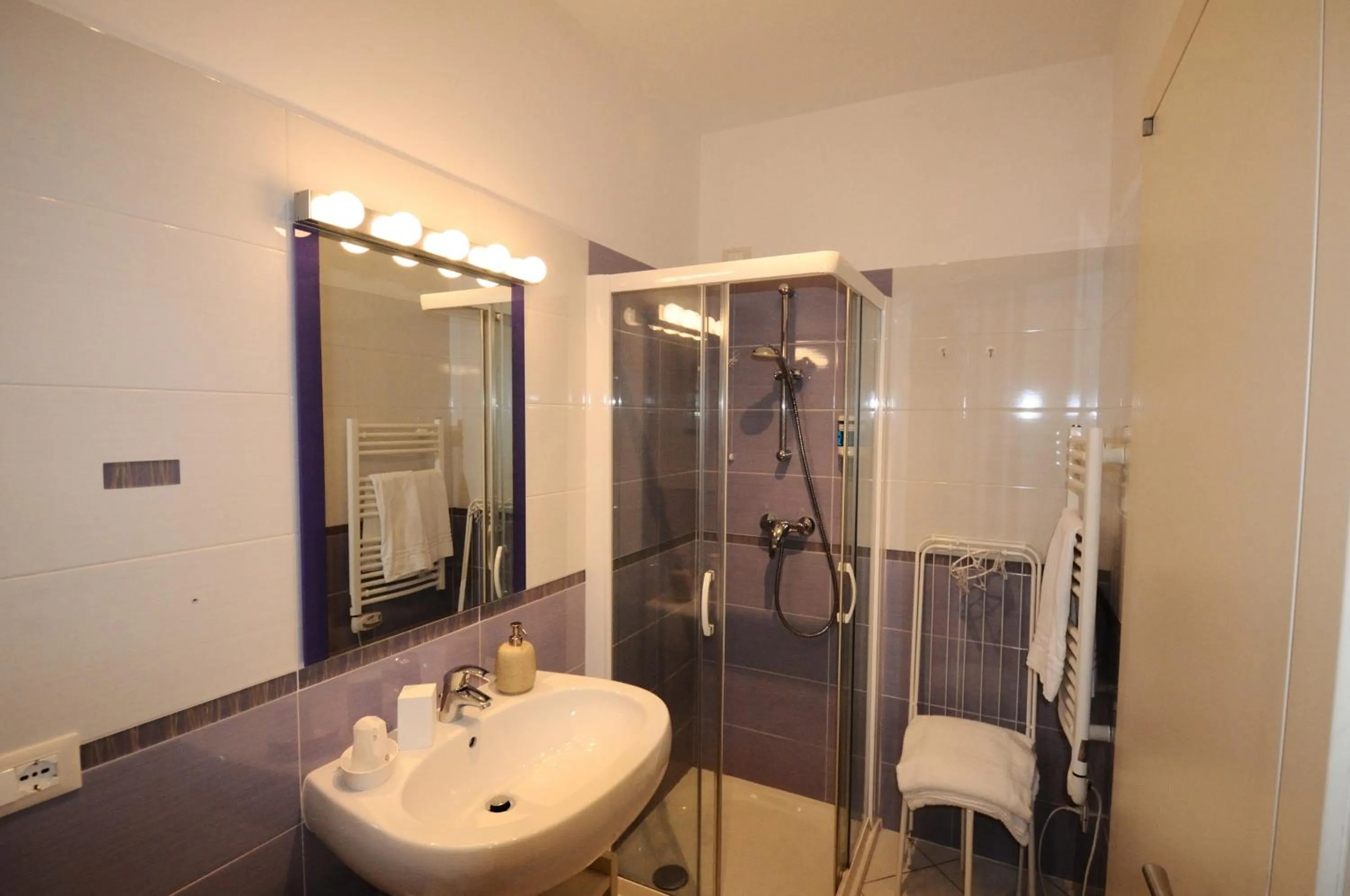 Bathroom in Casa Novecento "Rooms & apartments"