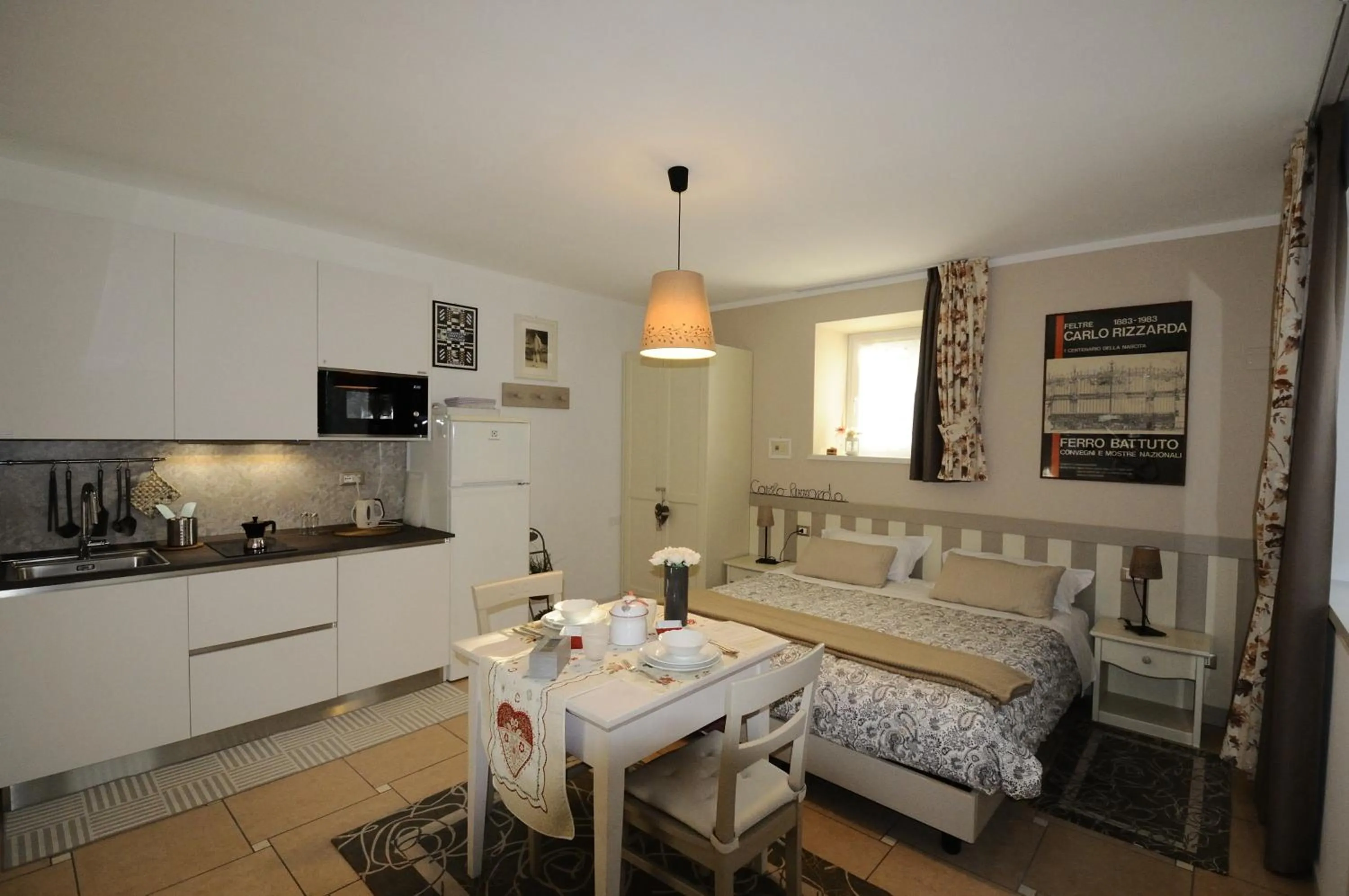 Kitchen or kitchenette, Bed in Casa Novecento "Rooms & apartments"