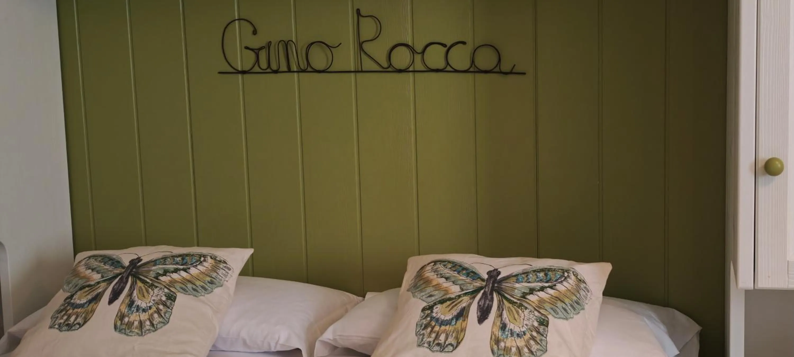 Decorative detail, Bed in Casa Novecento "Rooms & apartments"