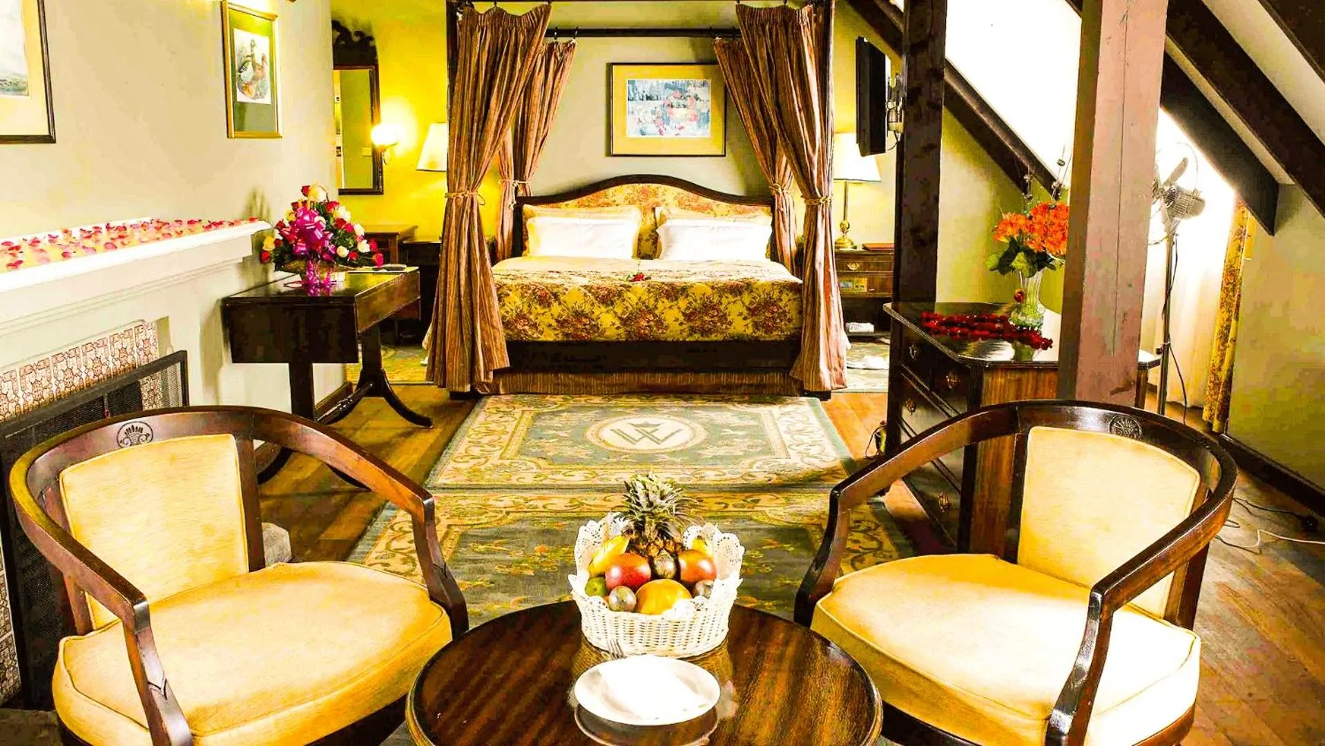 Bedroom, Bed in Windsor Golf Hotel & Country Club