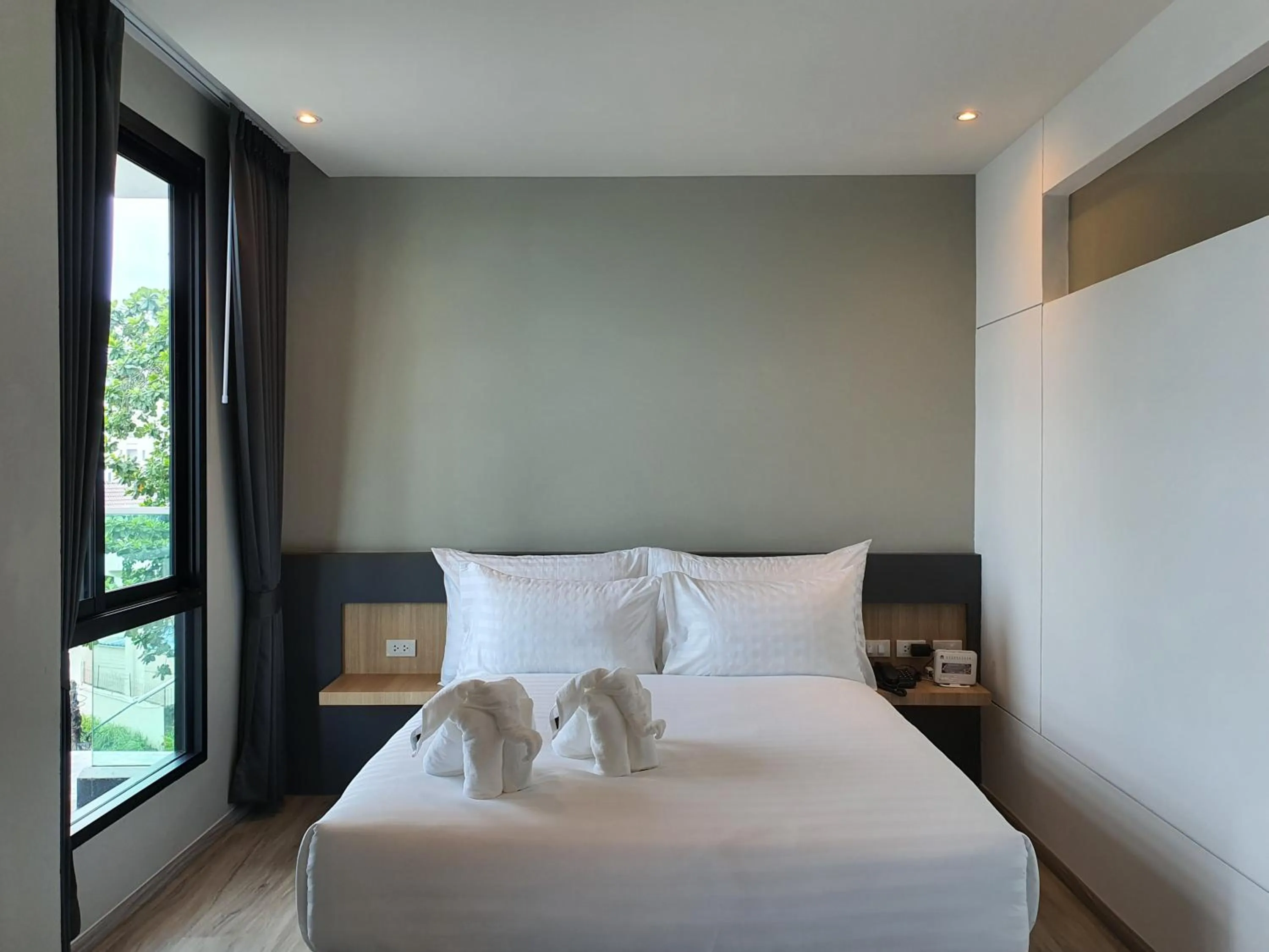 Bed in GOOD DREAM PREMIER