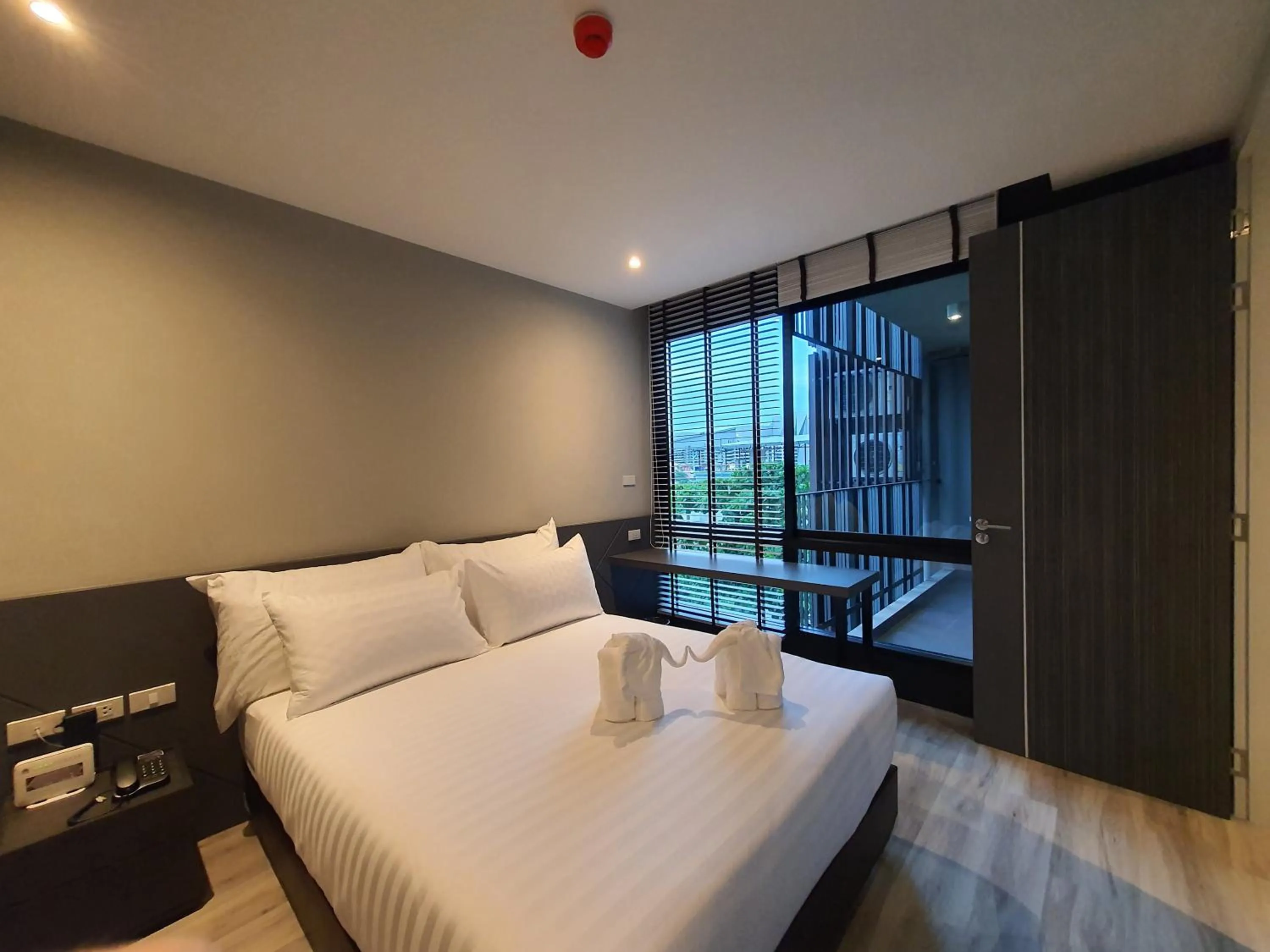 Bedroom, Bed in GOOD DREAM PREMIER