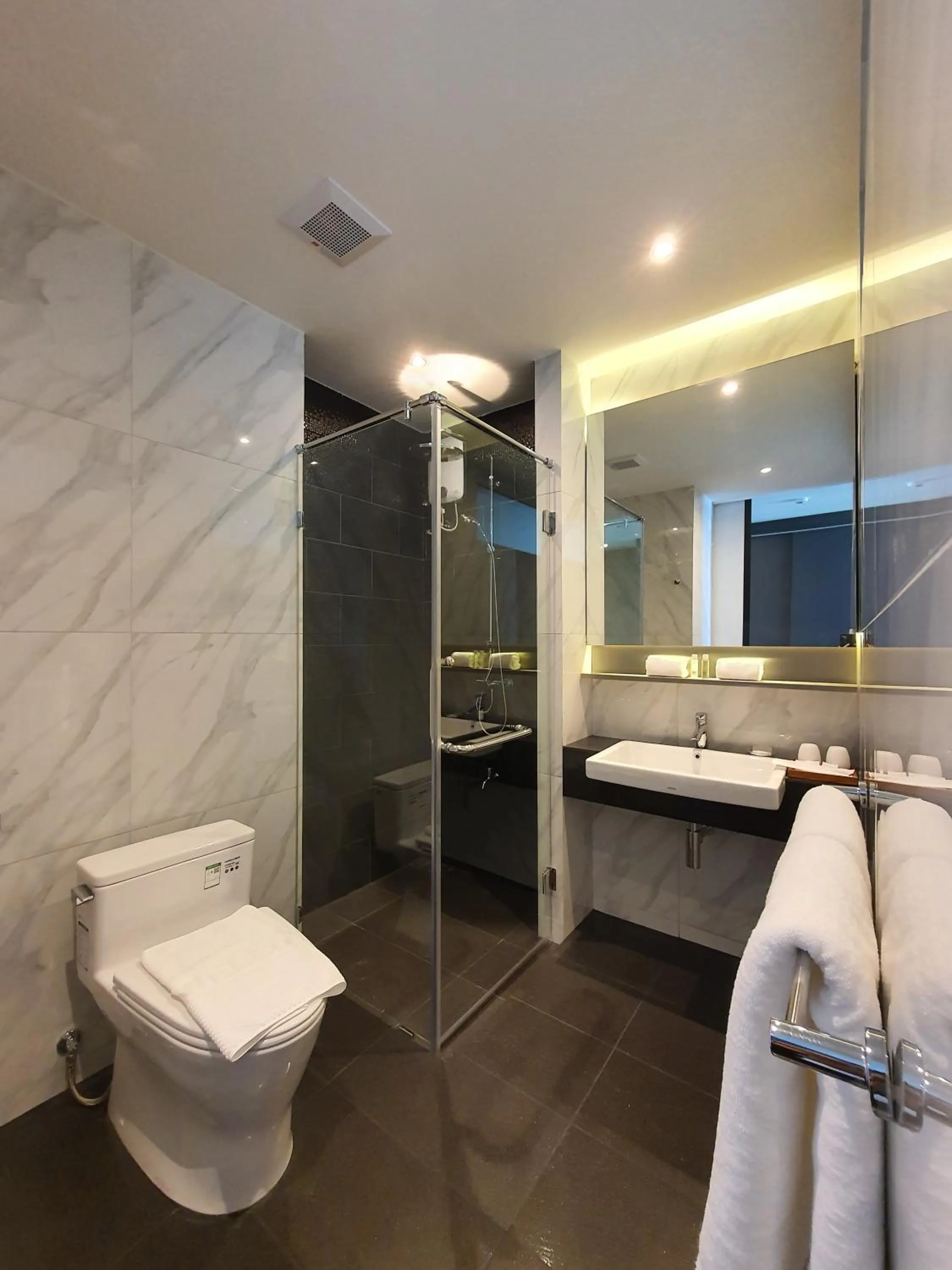 Bathroom in GOOD DREAM PREMIER