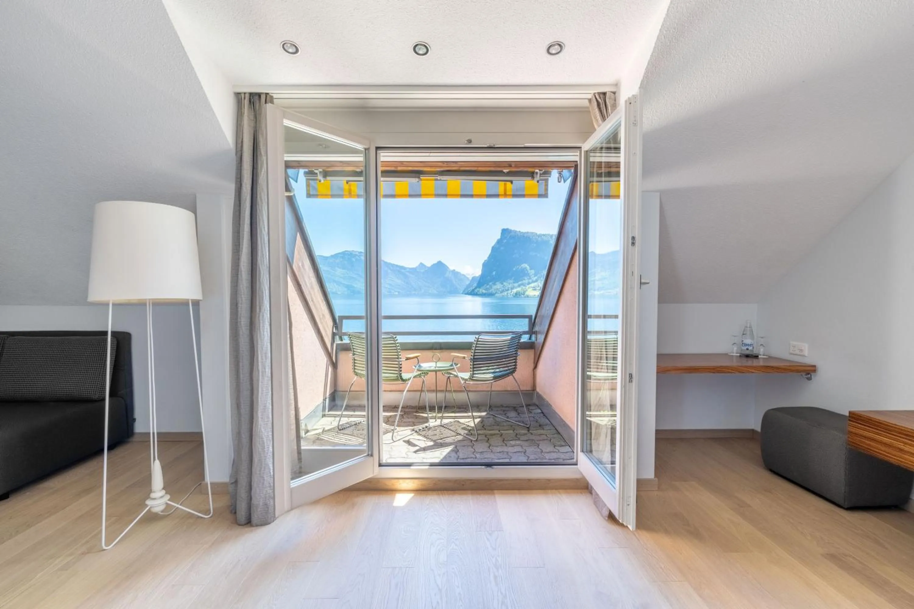 View (from property/room) in Seehotel Kastanienbaum