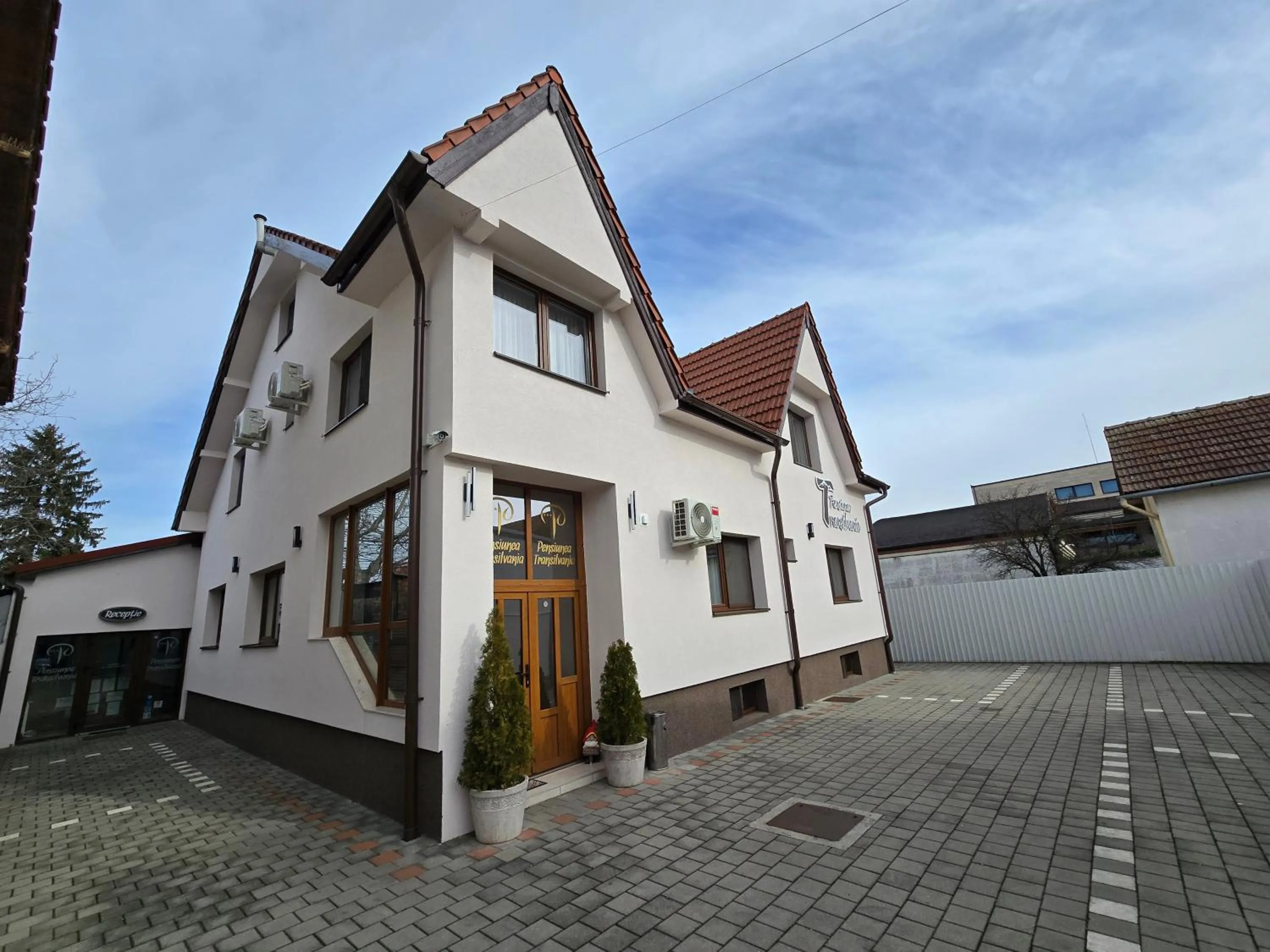 Property building in Pensiunea Transilvania