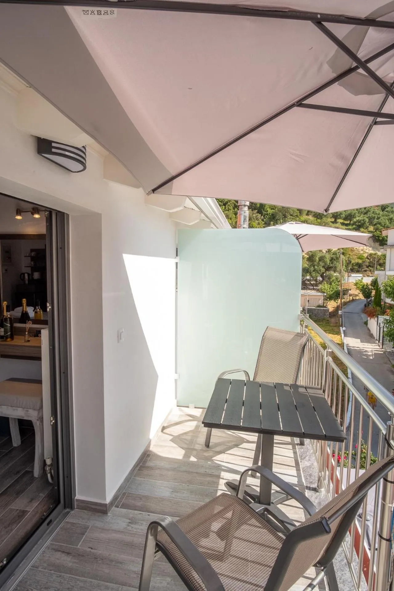 Serenity Luxe Suites