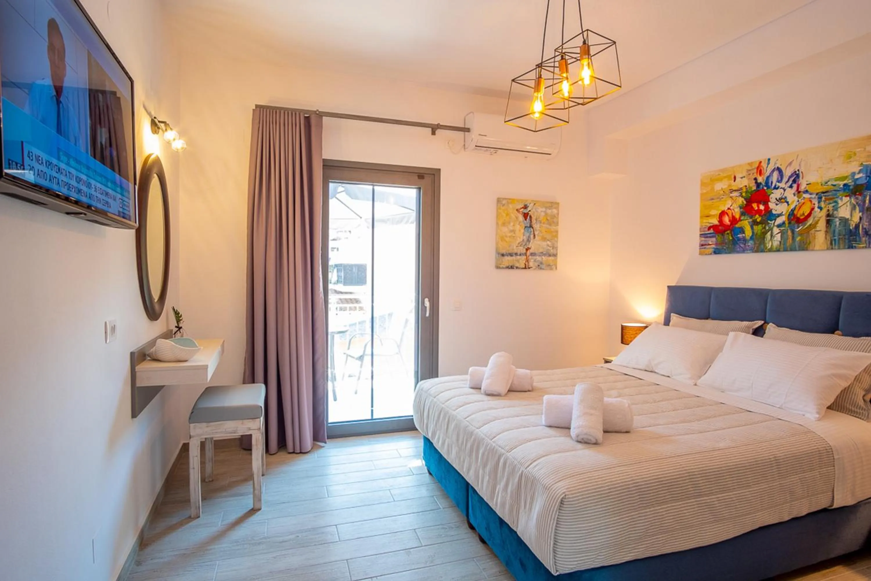 Bed in Serenity Luxe Suites