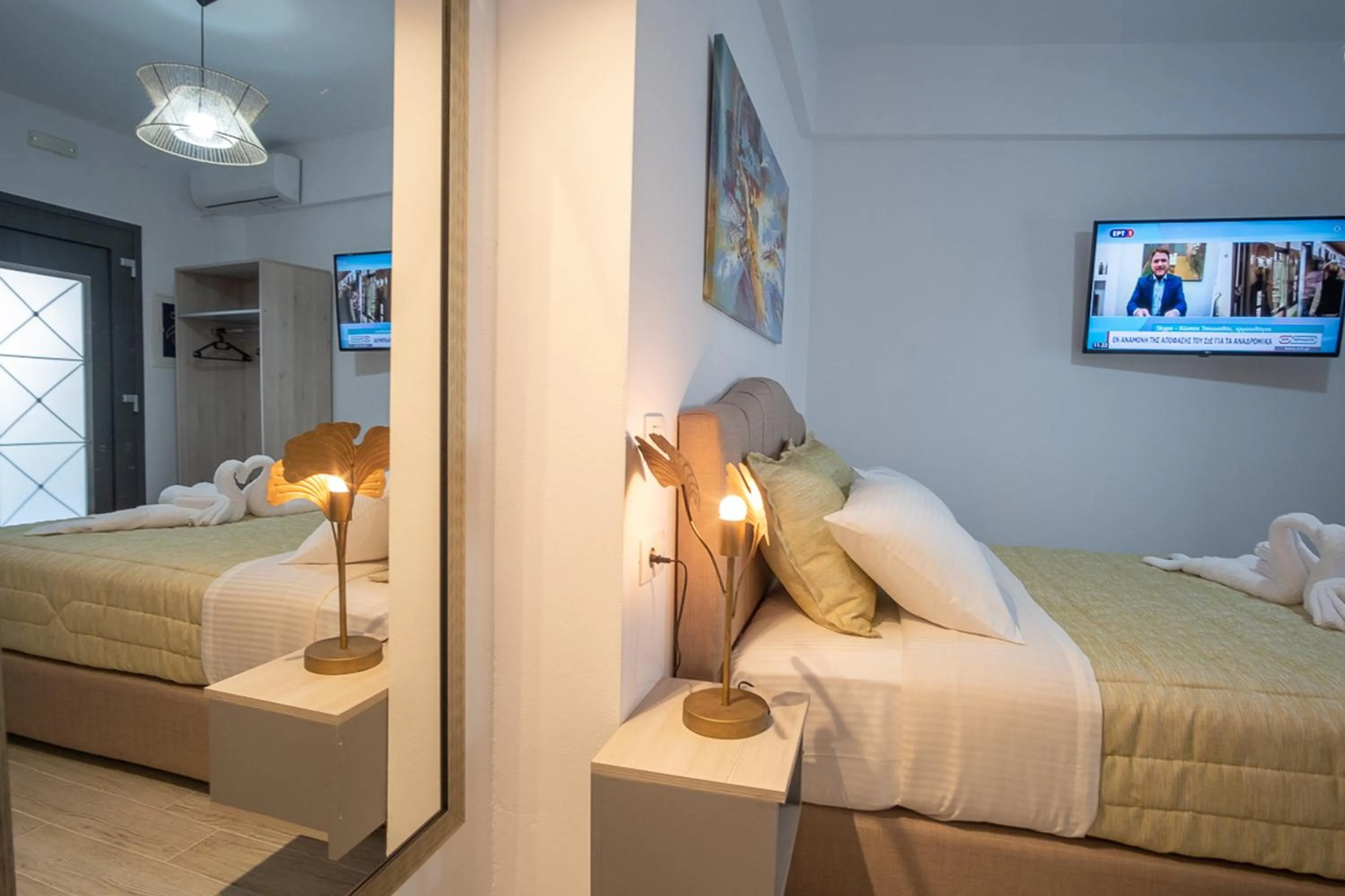 Bed in Serenity Luxe Suites